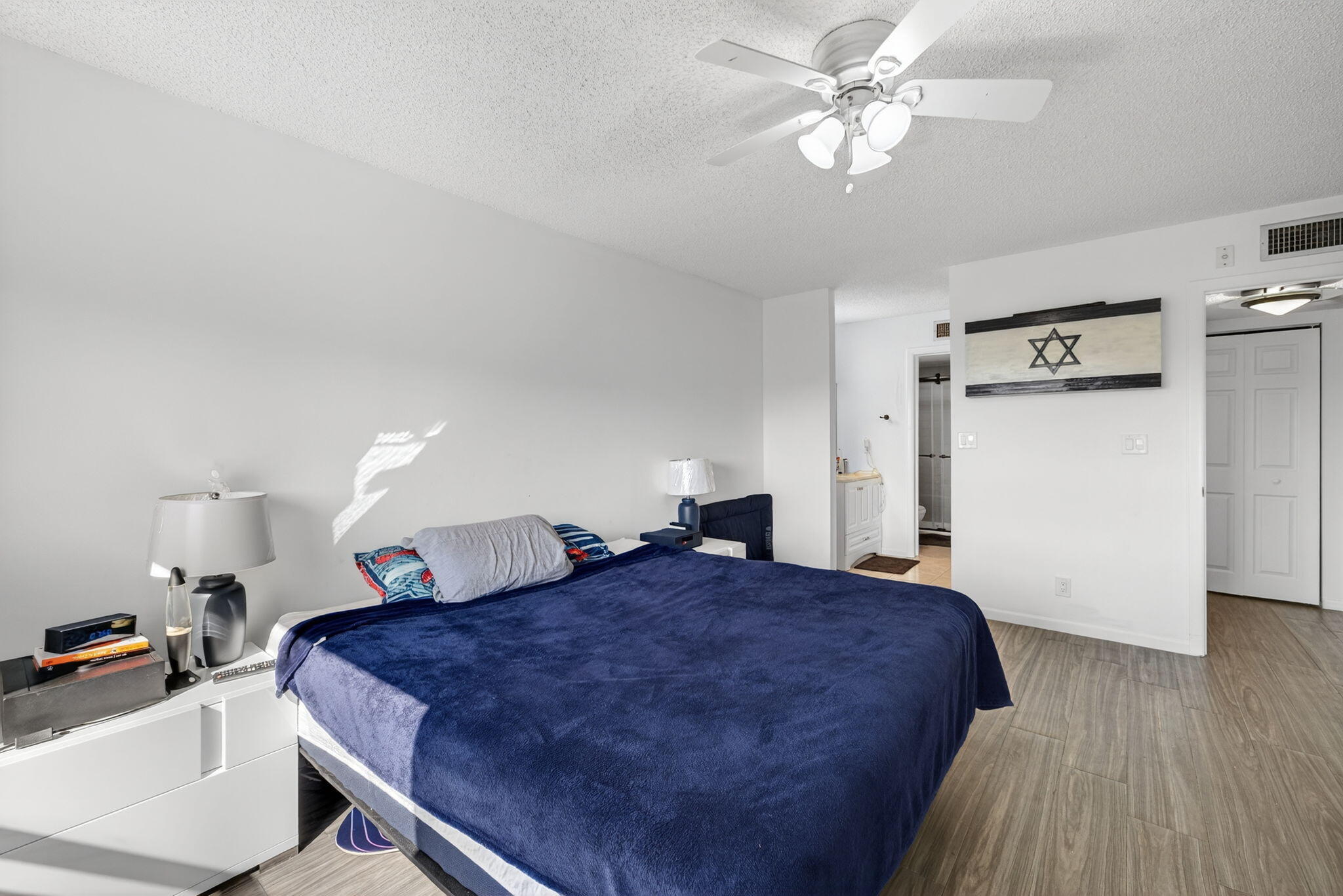 TRADEWINDS B CONDO - Residential