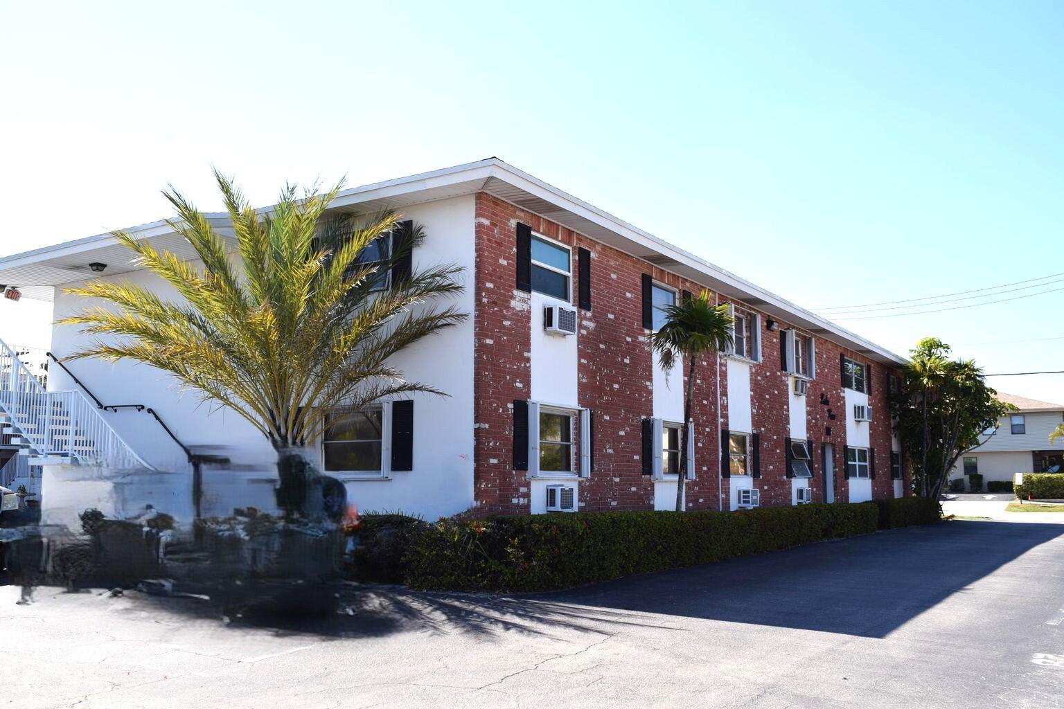 LAKE VIEW CONDO APTS - Residential Lease