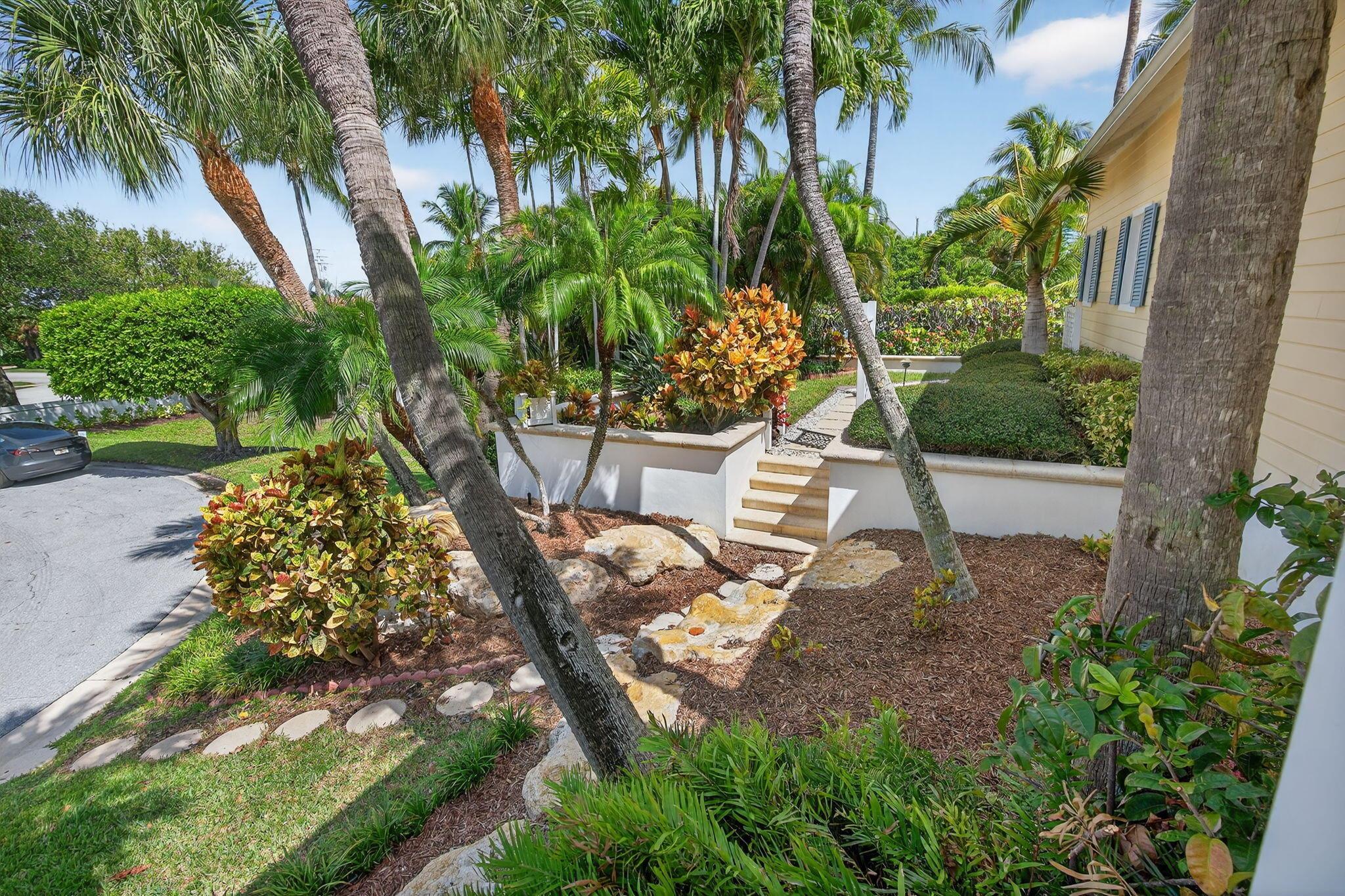 SEASIDE OF JUNO BEACH - Residential