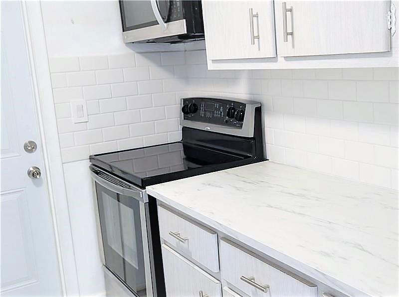 Royal Palm Gardens - Residential Lease