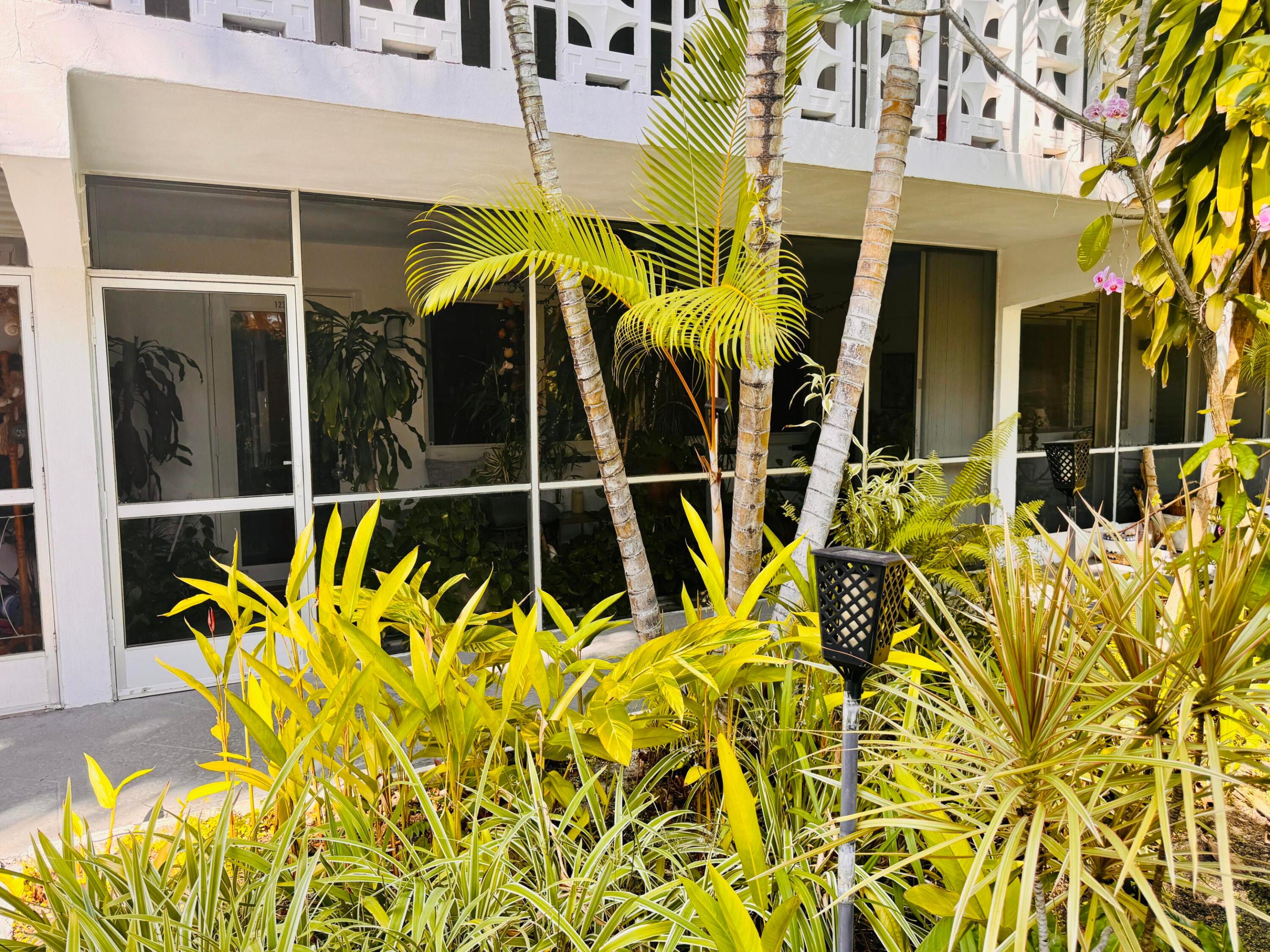 VENETIAN PARK CO-OP - Residential