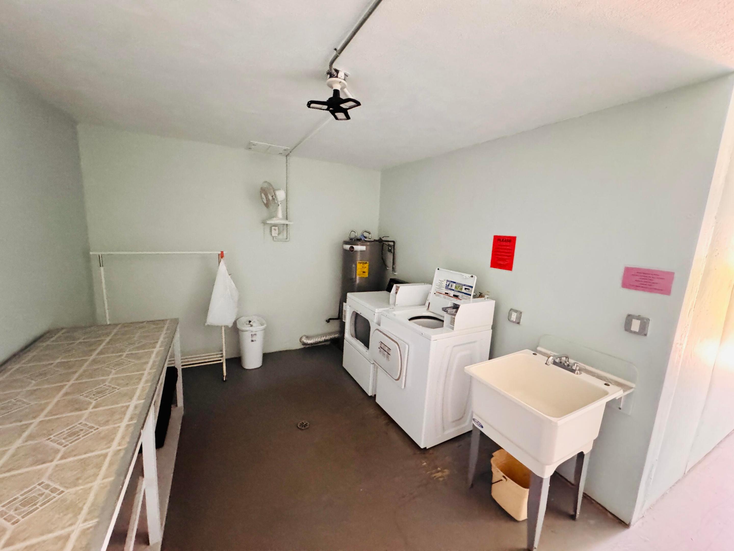 VENETIAN PARK CO-OP - Residential