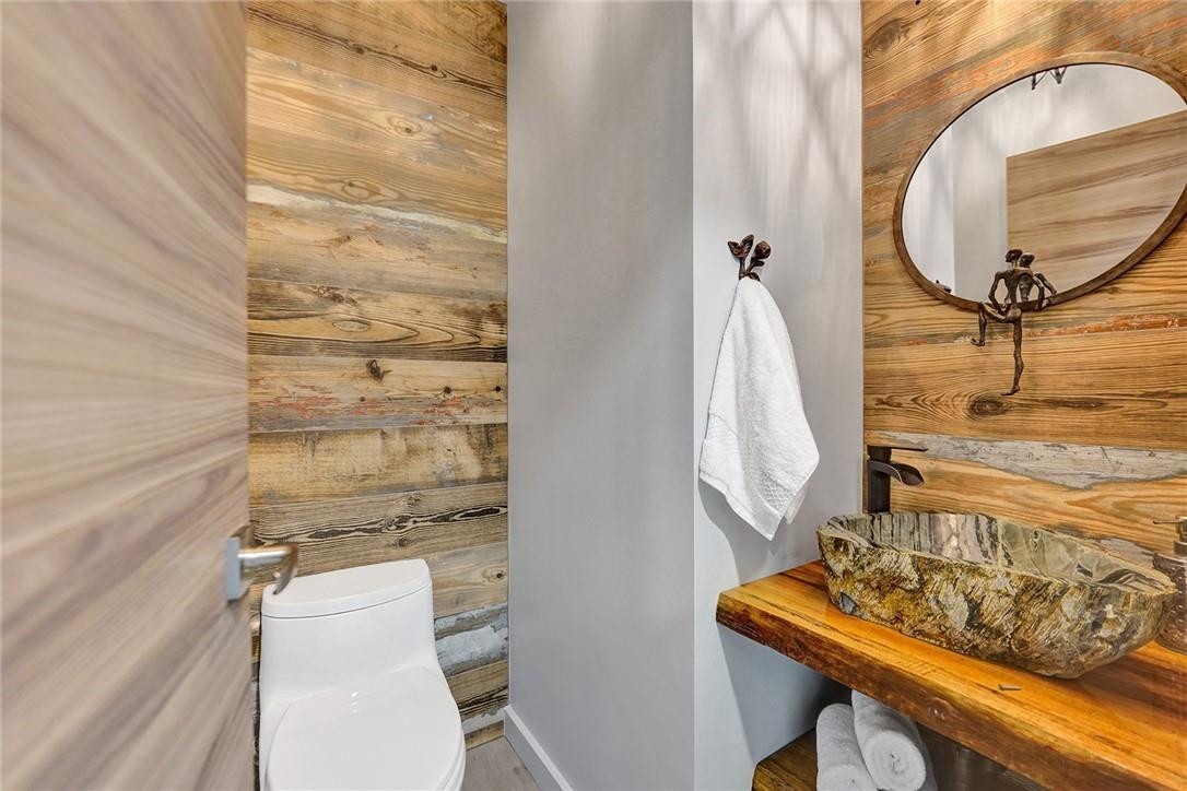 Dolphin Isles - Residential