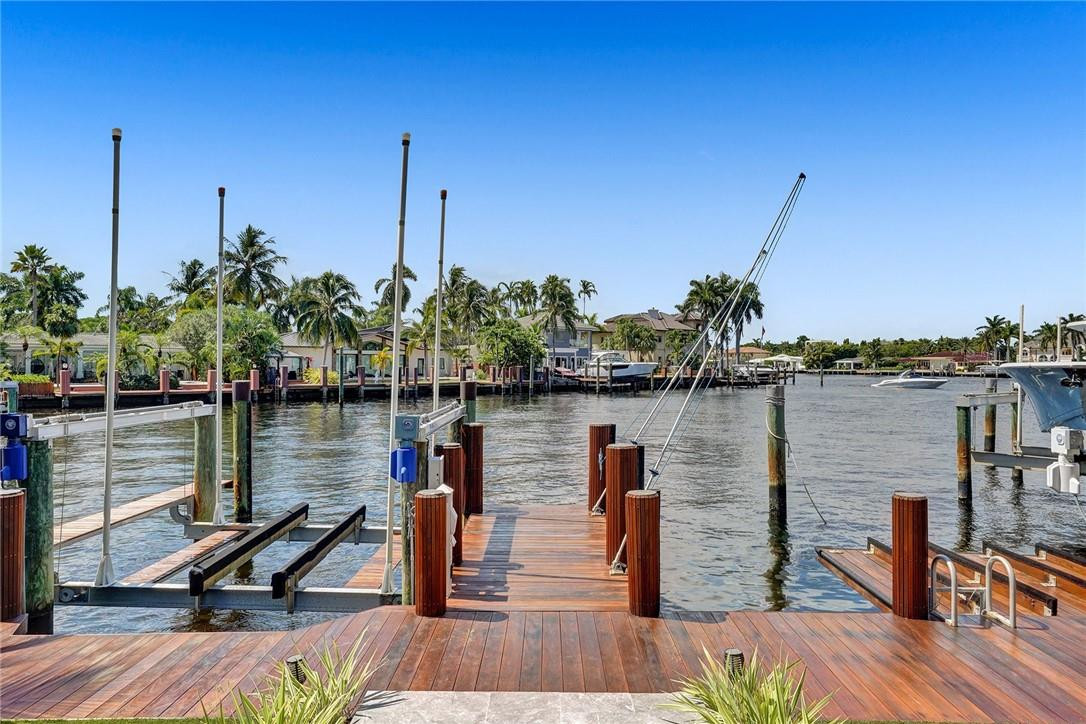 Dolphin Isles - Residential