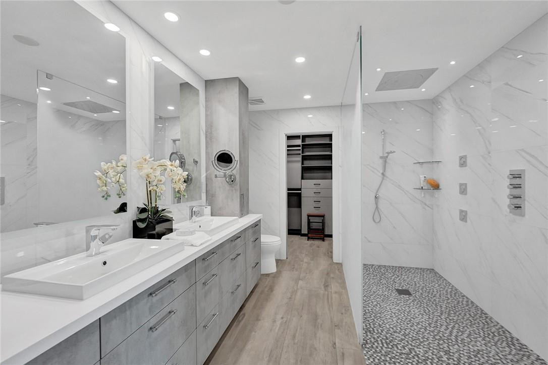 Dolphin Isles - Residential