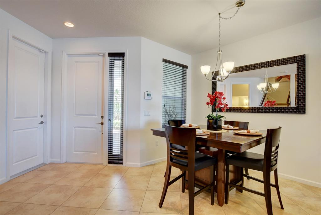 BLUE LAKE TOWNHOMES - Residential