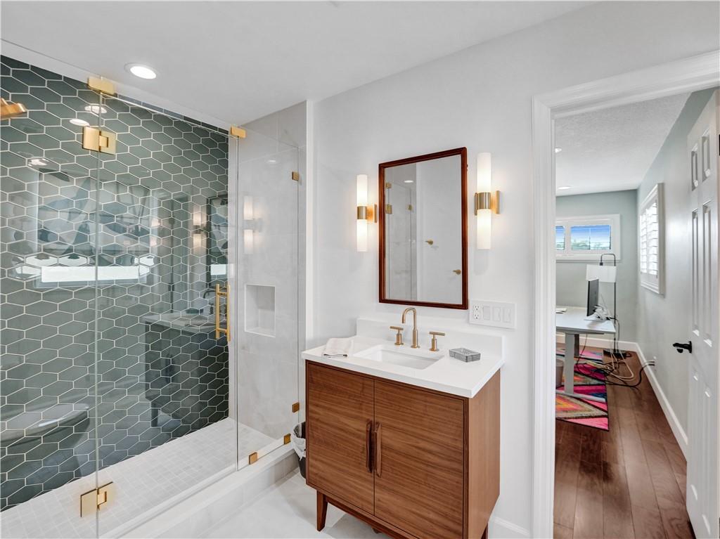 CORAL RIDGE COUNTRY CLUB - Residential