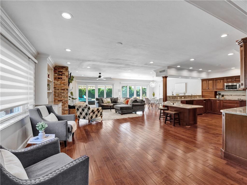 CORAL RIDGE COUNTRY CLUB - Residential