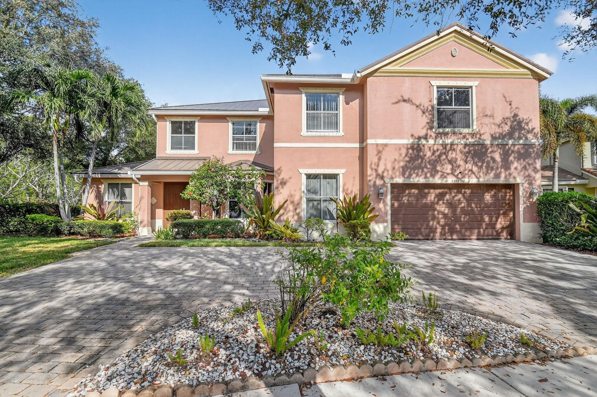 9393 Savannah Estates Drive