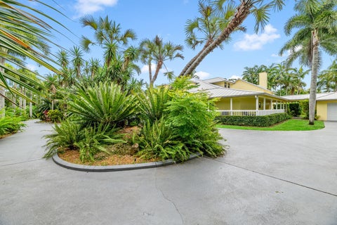 Tiny photo for 14423 Draft Horse Lane, Wellington, FL 33414 (MLS # B26054198)