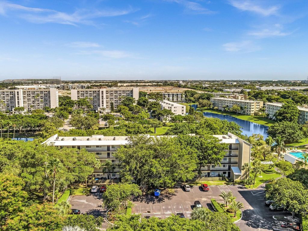 Photo of 2209 S Cypress Bend Drive #506, Pompano Beach, FL 33069 (MLS # F10461666)
