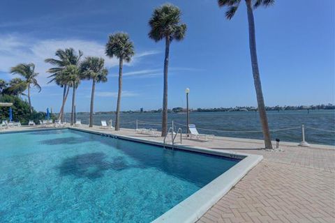 Featured picture for the property R10758068