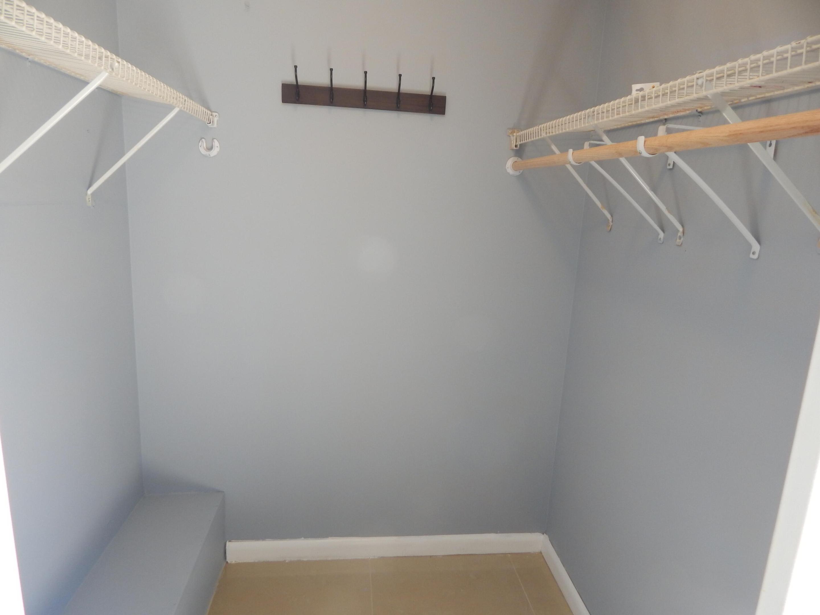 VILLAGE OF SANDALWOOD LAKES 3 - Residential