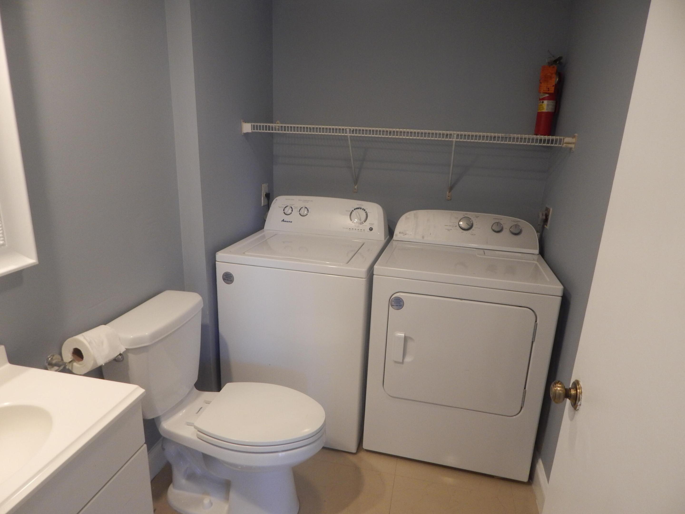 VILLAGE OF SANDALWOOD LAKES 3 - Residential