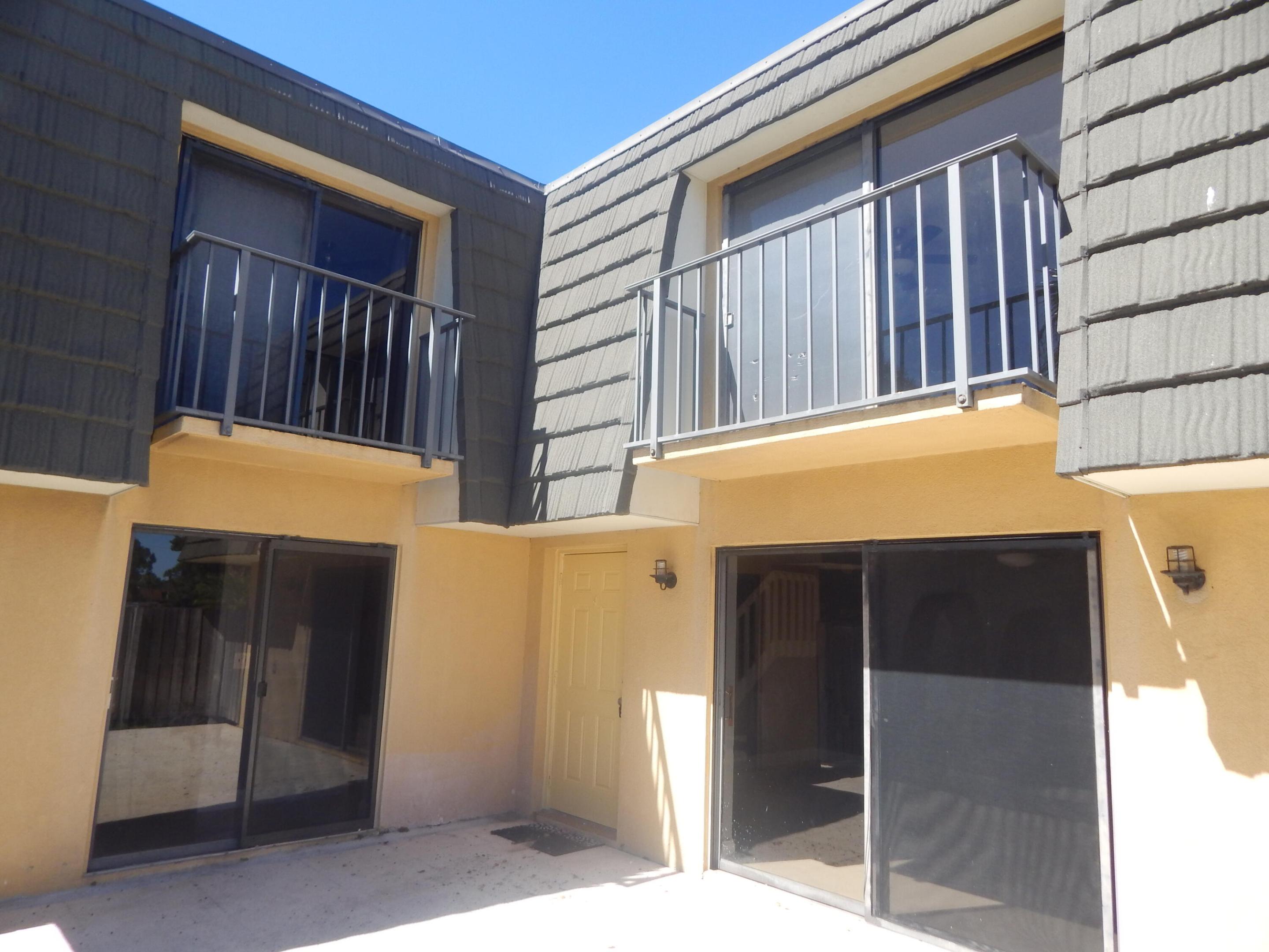 VILLAGE OF SANDALWOOD LAKES 3 - Residential