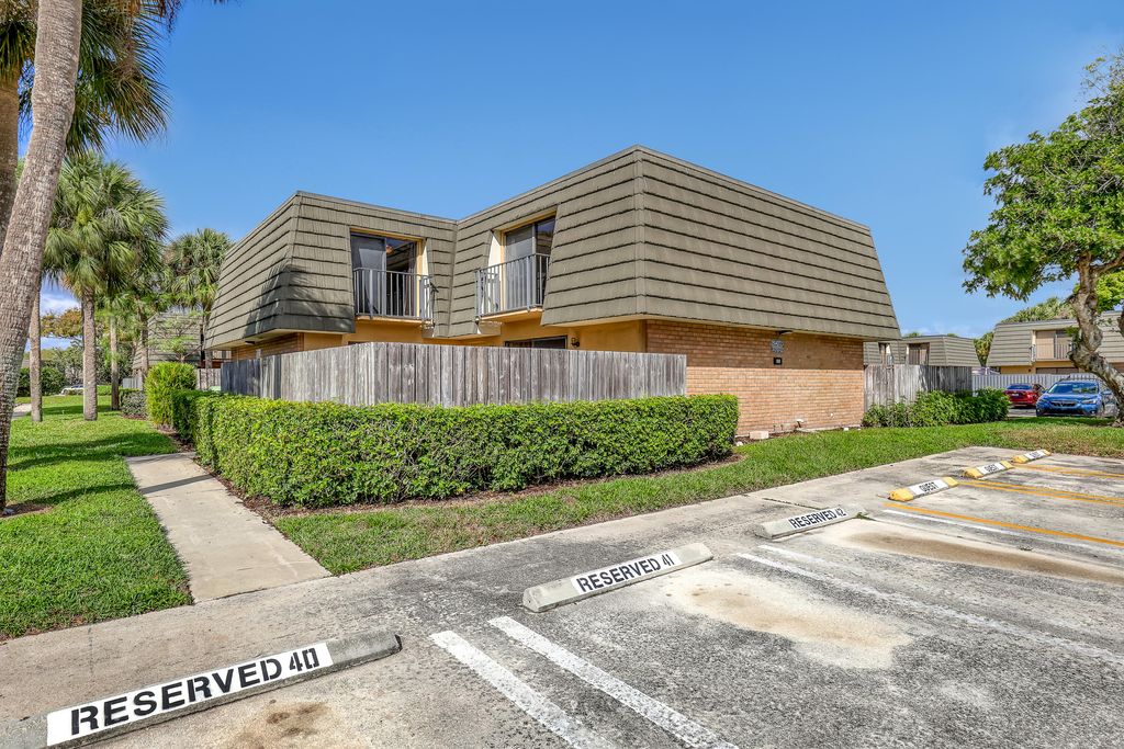 Photo of 3721 37th Way, West Palm Beach, FL 33407 (MLS # R11167812)