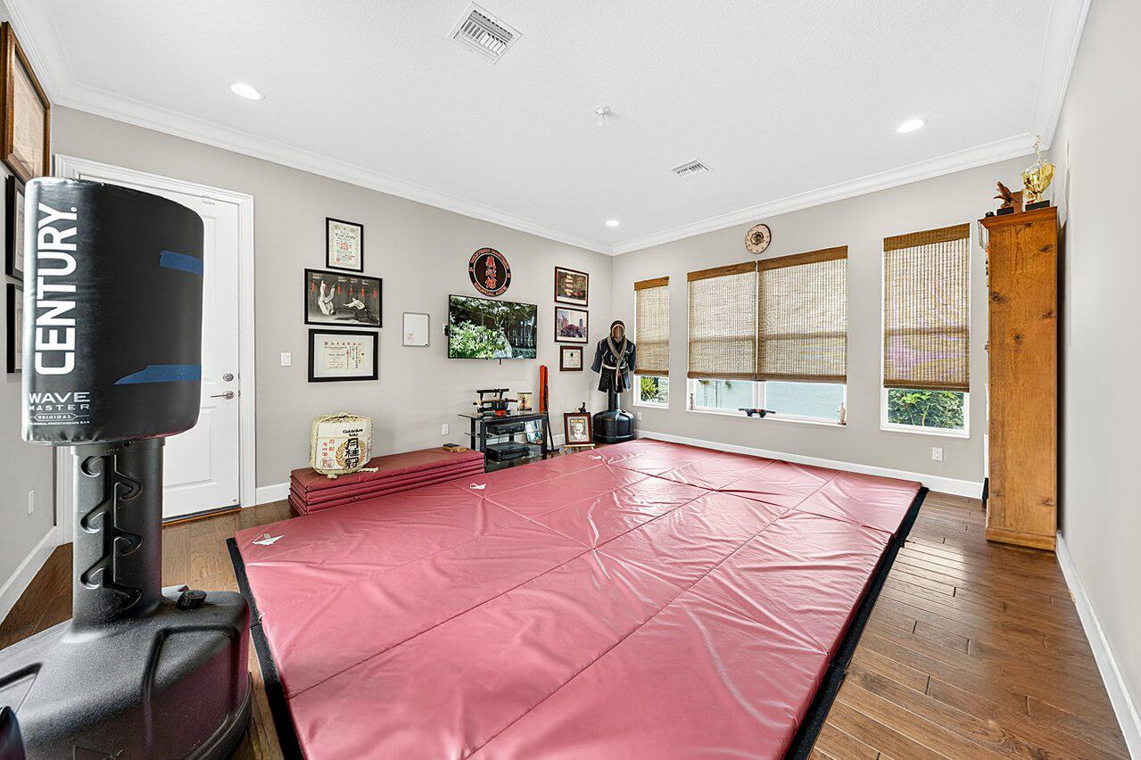 Valencia Sound - Residential