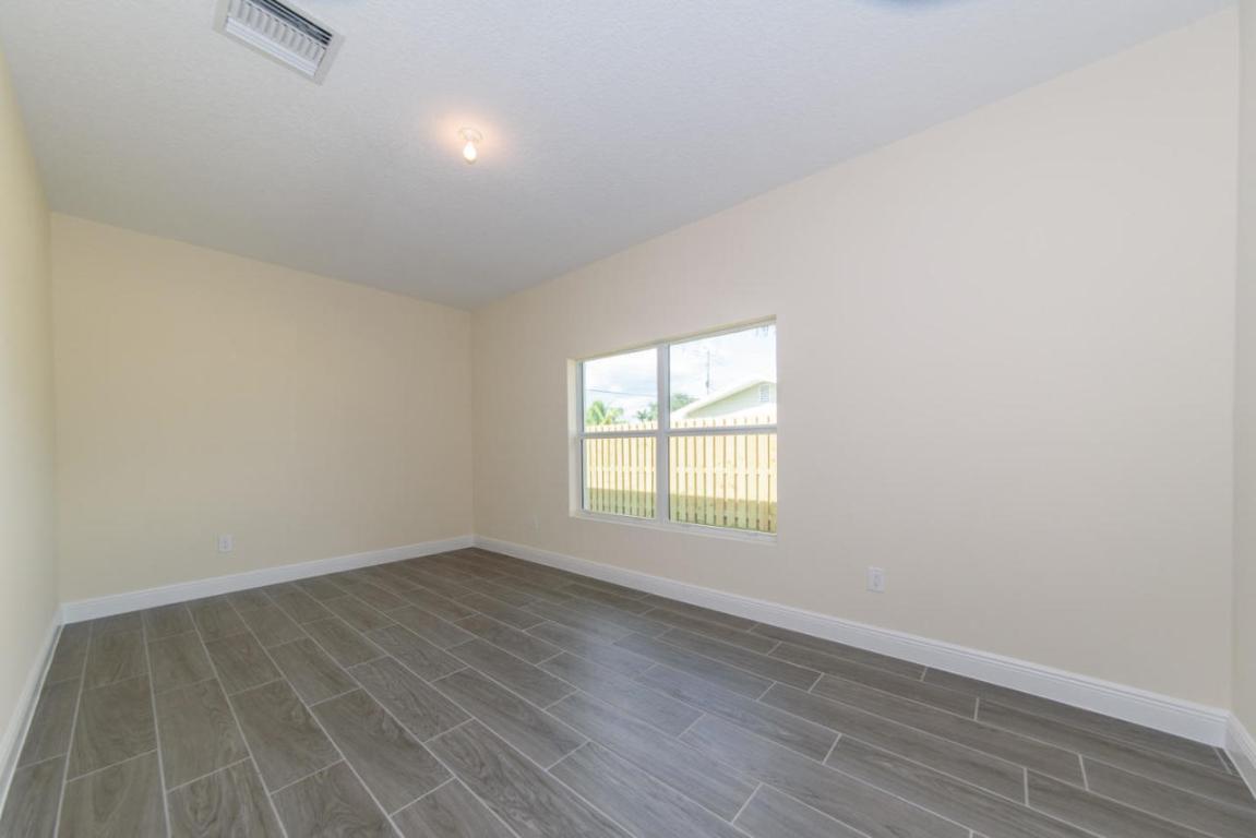 Tequesta Country Club - Residential