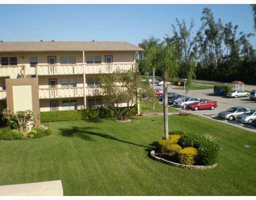 The condo unit has wood floor throughout, upgraded kitchen, with new kitchen appliances, new bathrooms vanities, fresh paint,