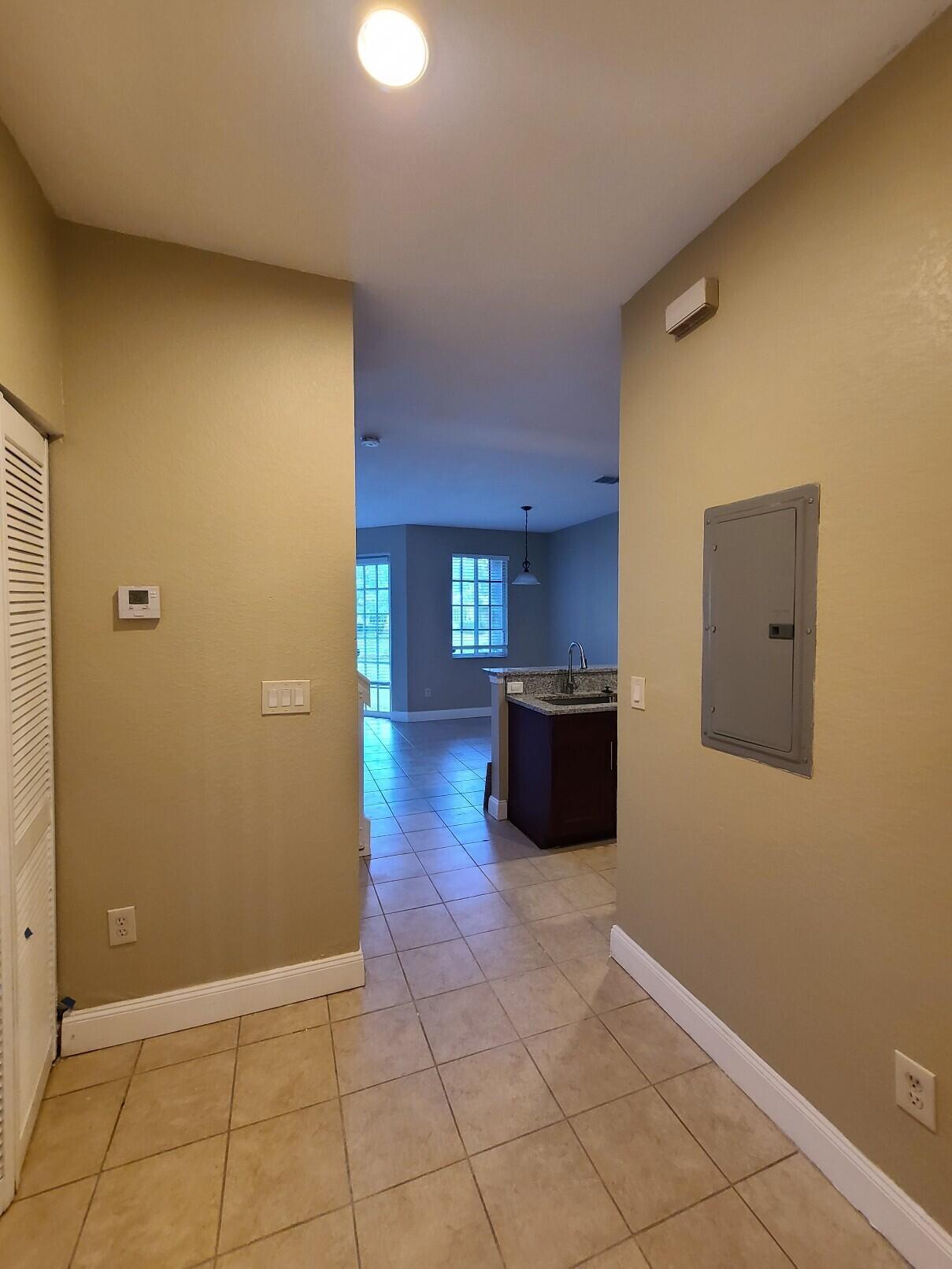1228 LUCAYA Drive, Riviera Beach, FL, 33404/$269,000 3 1228 LUCAYA Drive