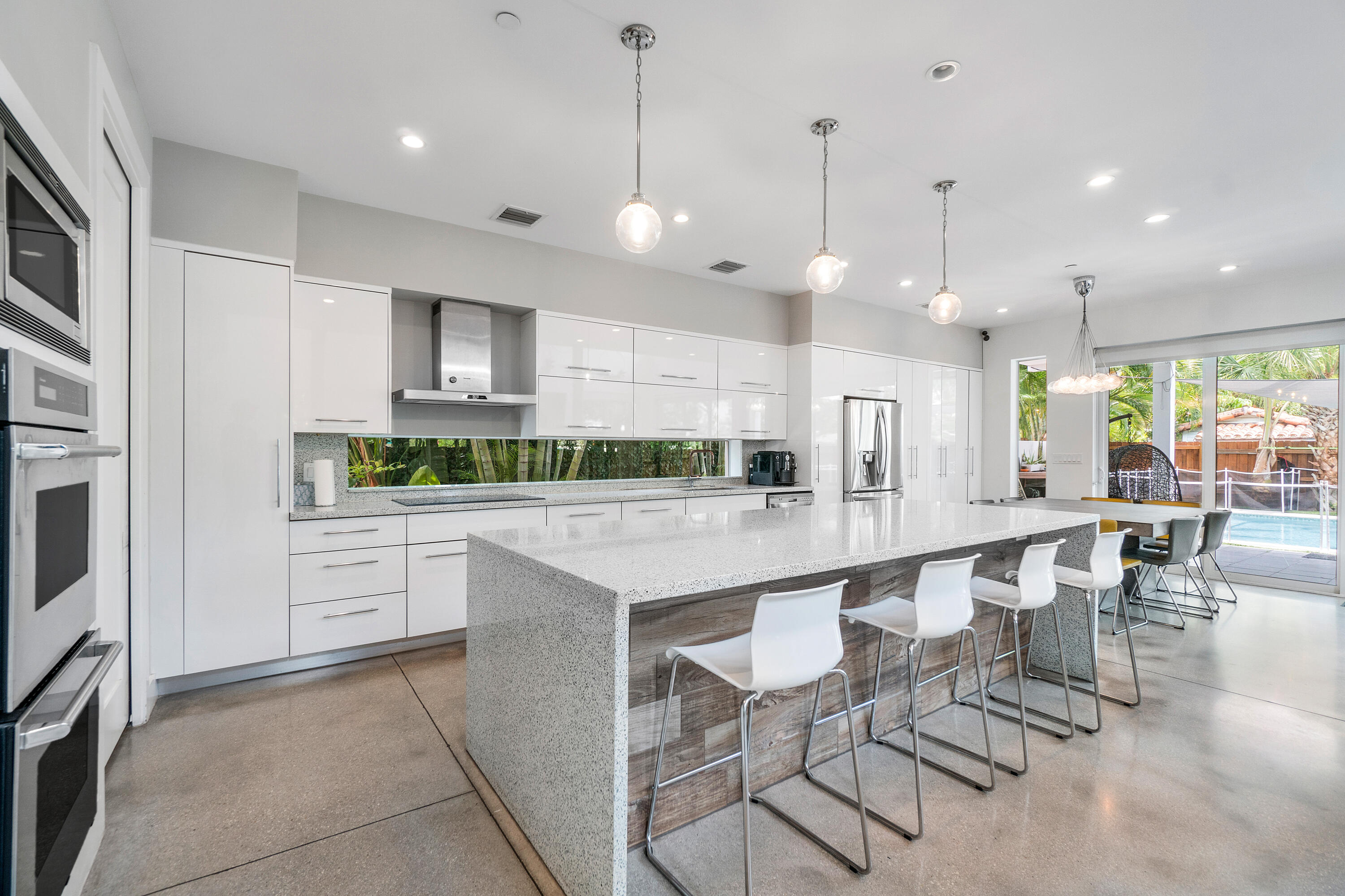 Old School Square Histori - Residential