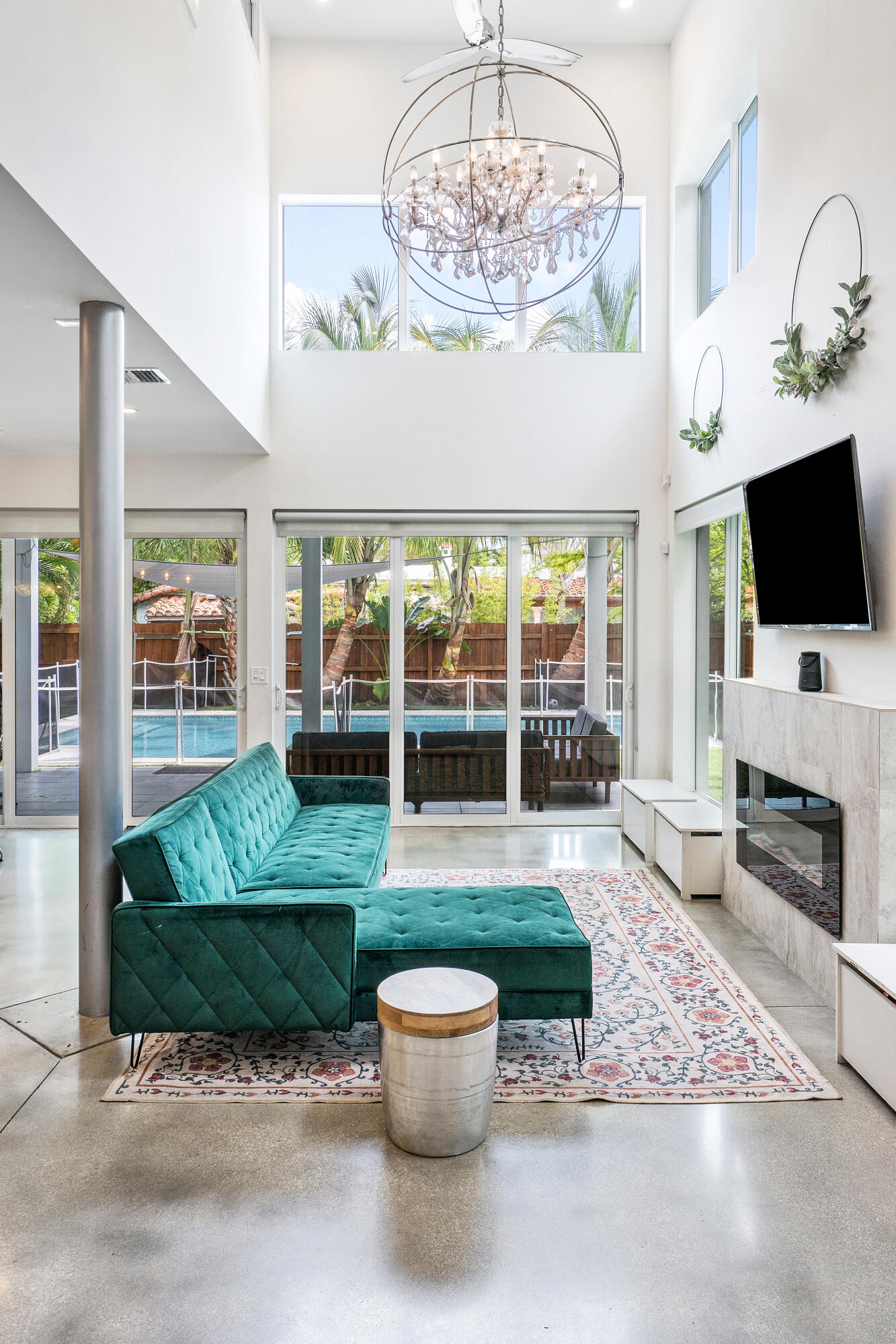 Old School Square Histori - Residential