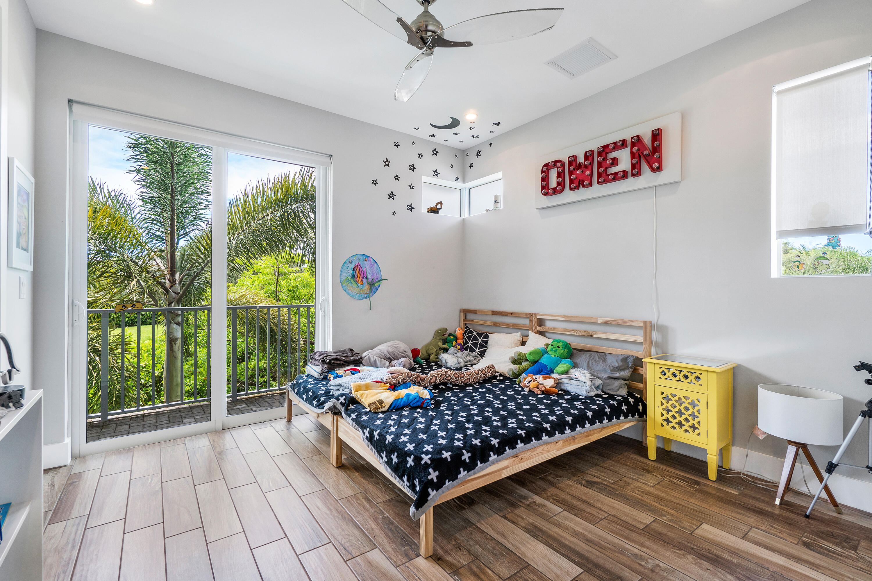 Old School Square Histori - Residential