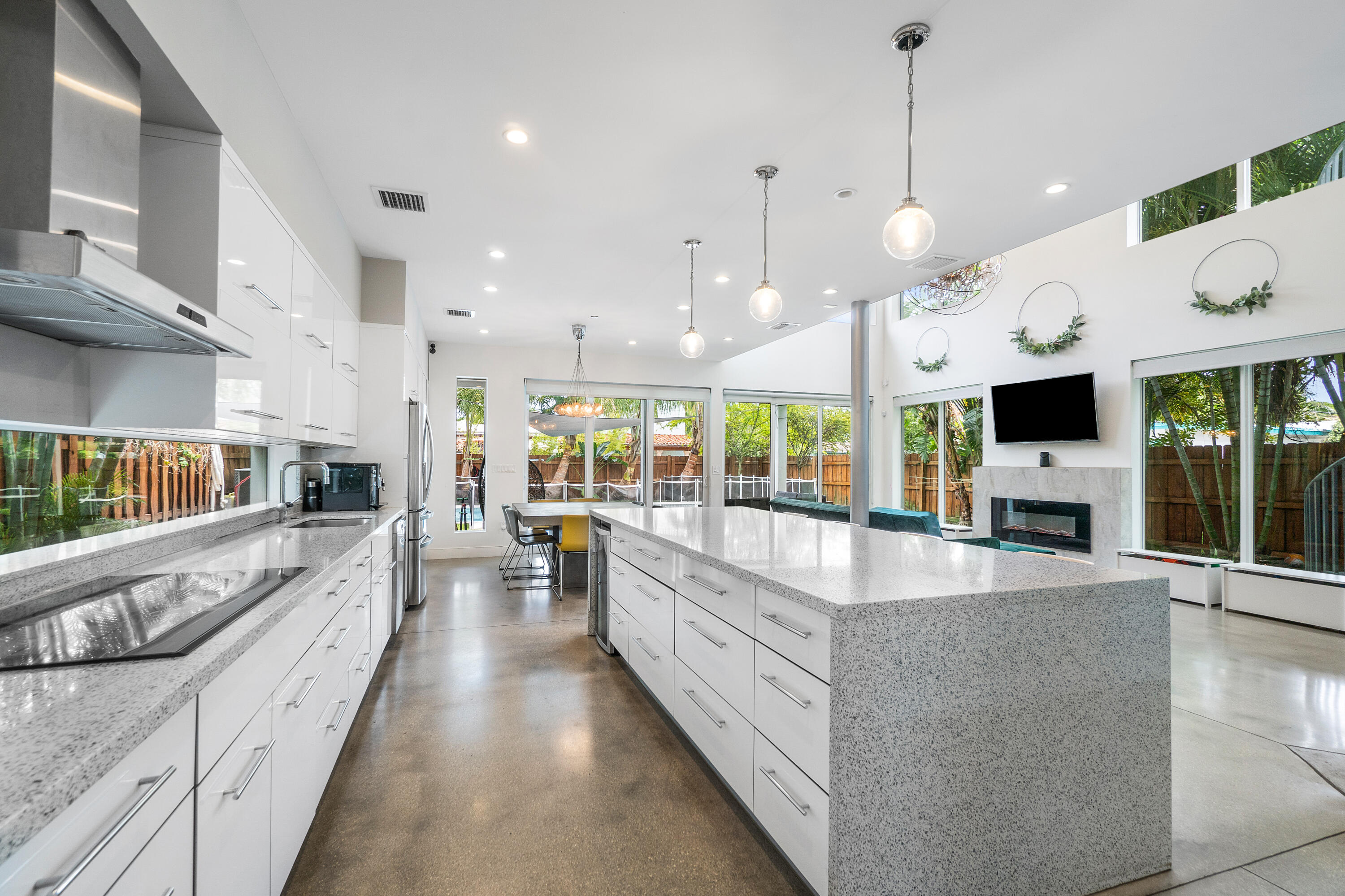 Old School Square Histori - Residential