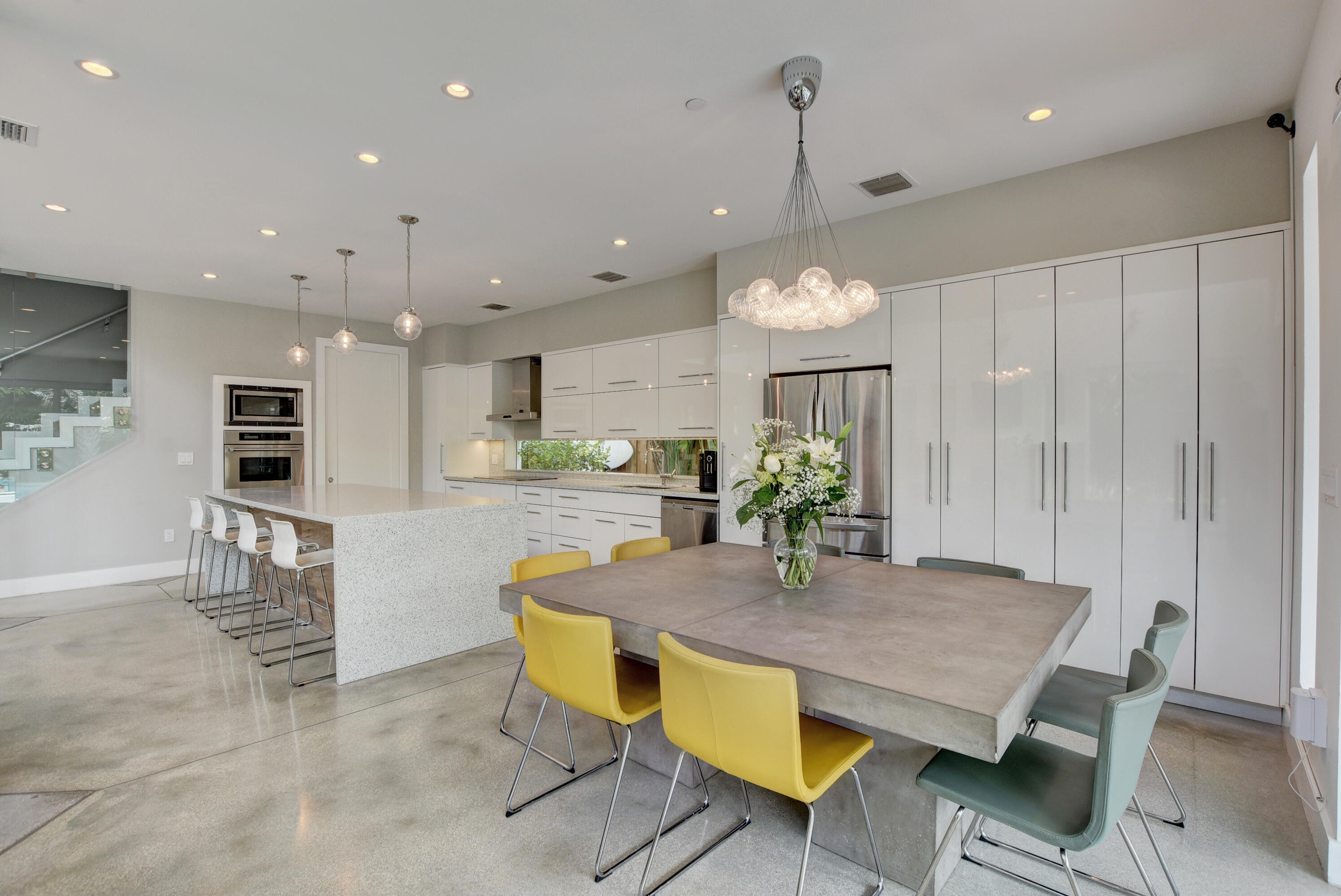 Old School Square Histori - Residential