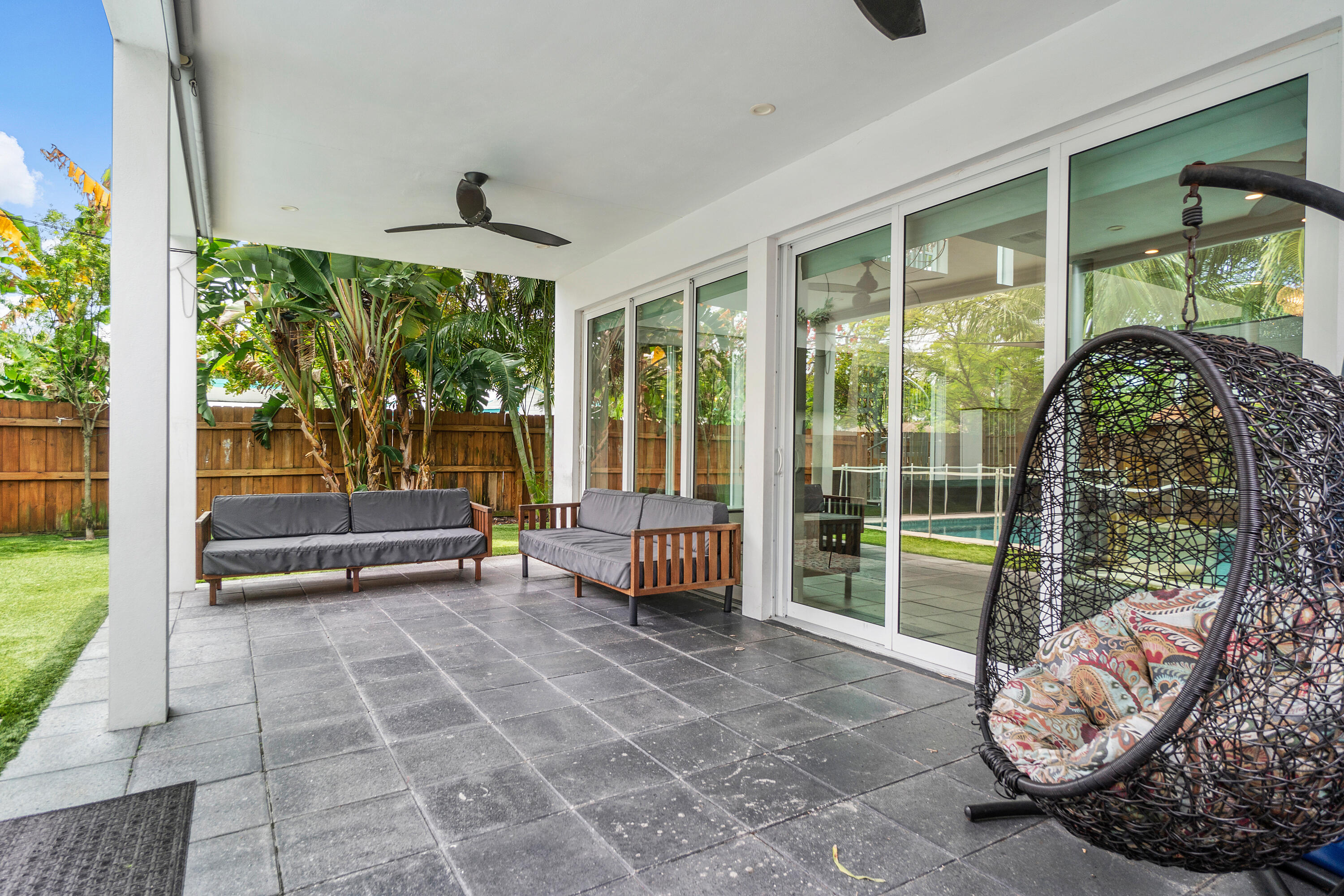 Old School Square Histori - Residential