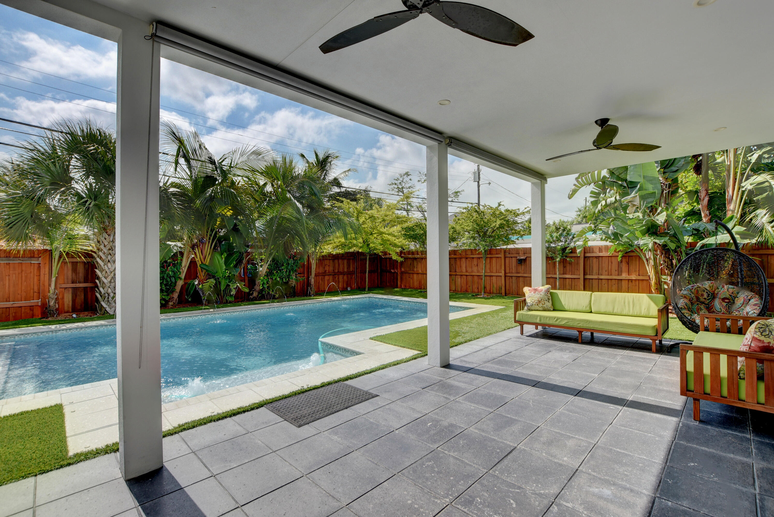 Old School Square Histori - Residential