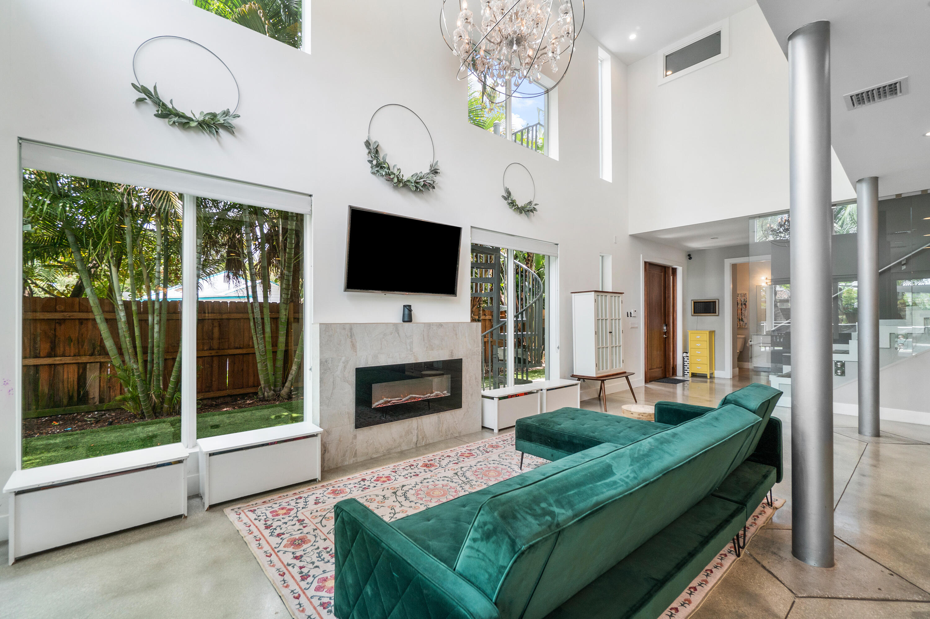 Old School Square Histori - Residential