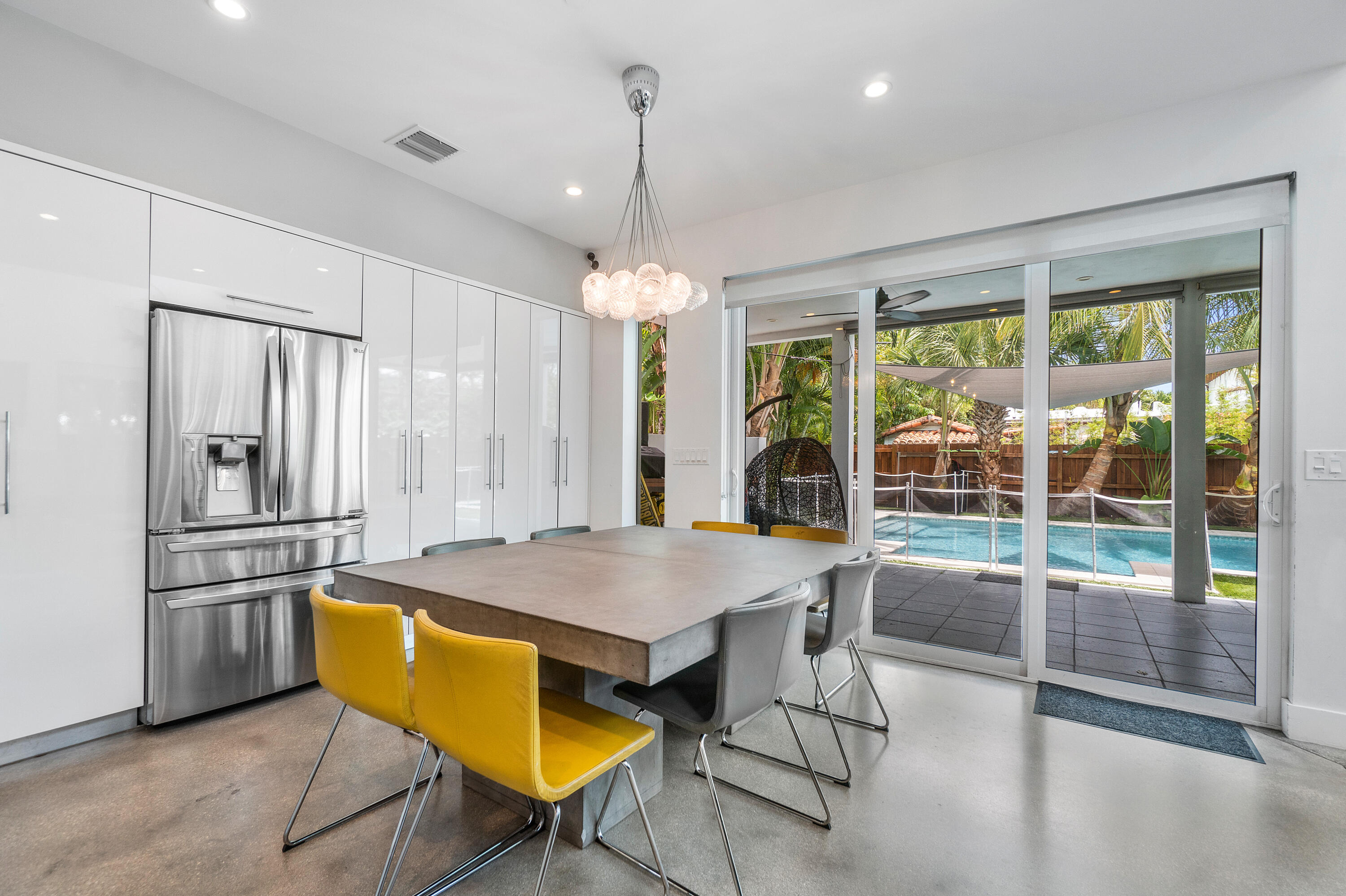 Old School Square Histori - Residential