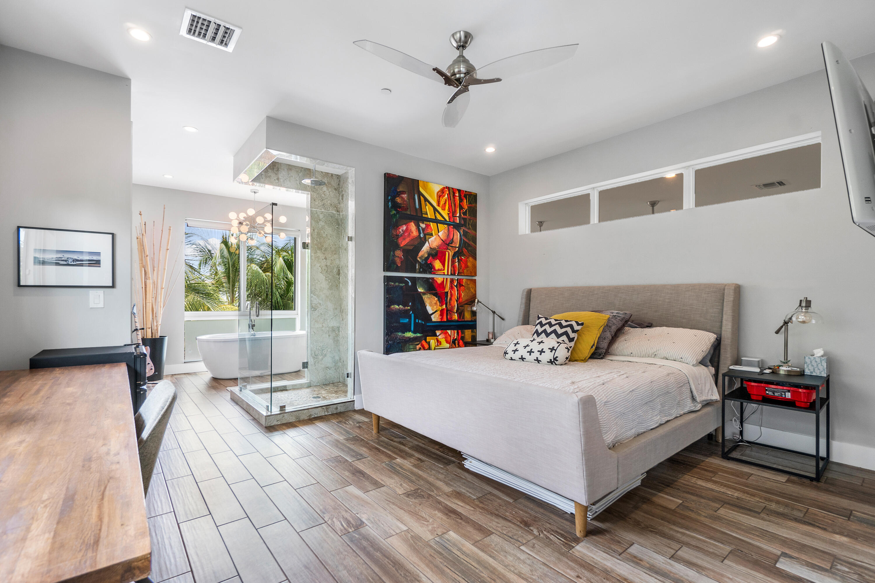 Old School Square Histori - Residential