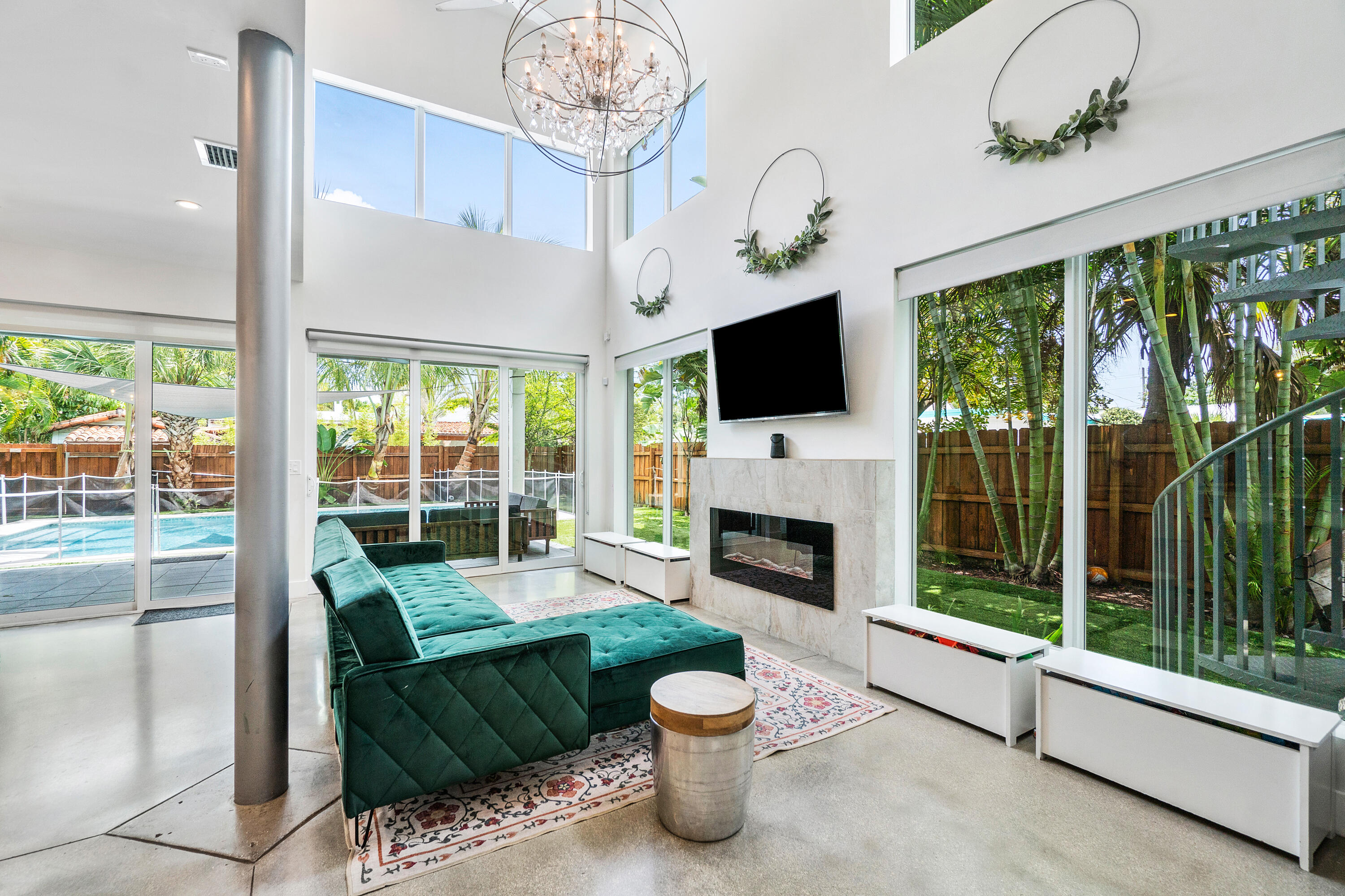 Old School Square Histori - Residential