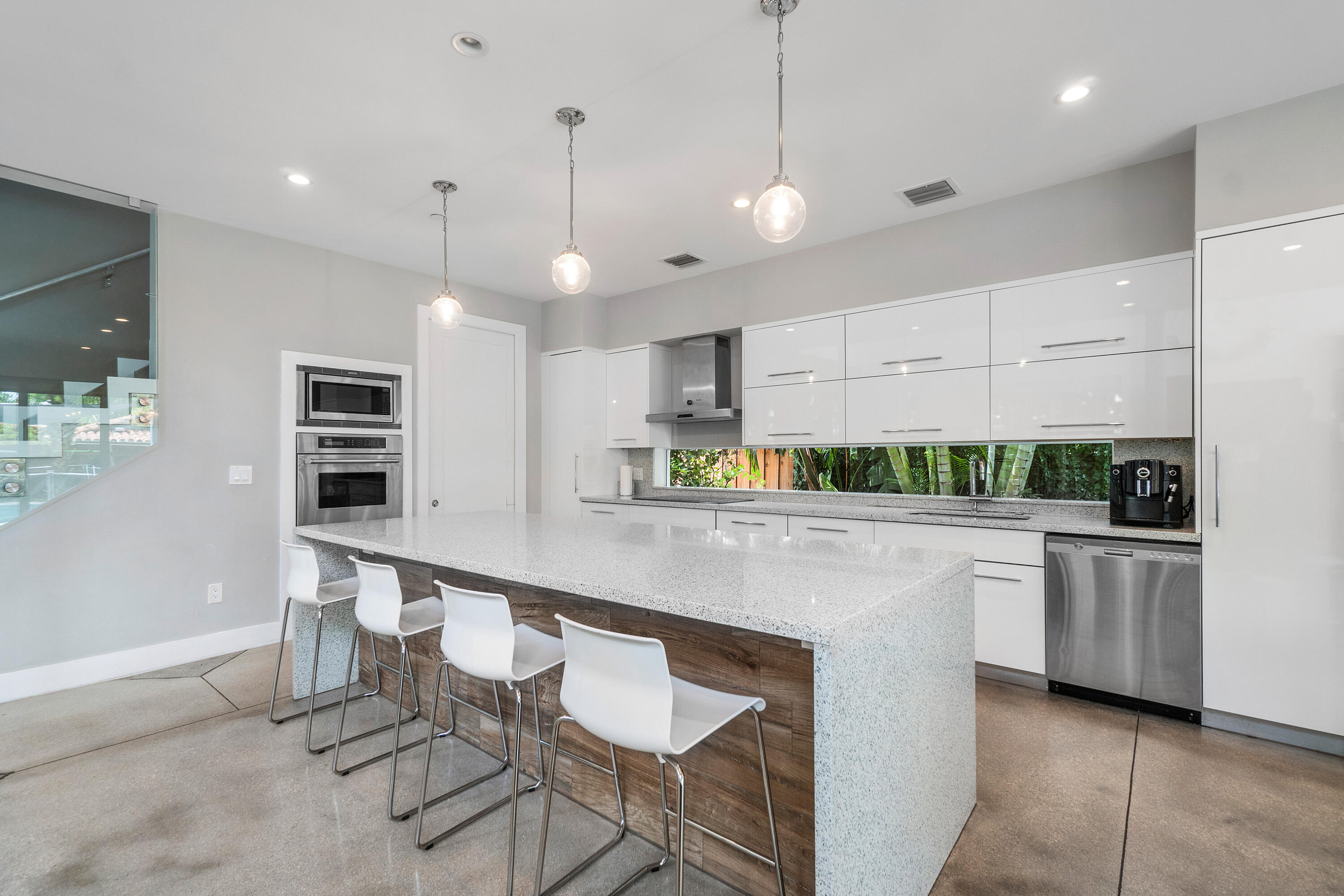 Old School Square Histori - Residential