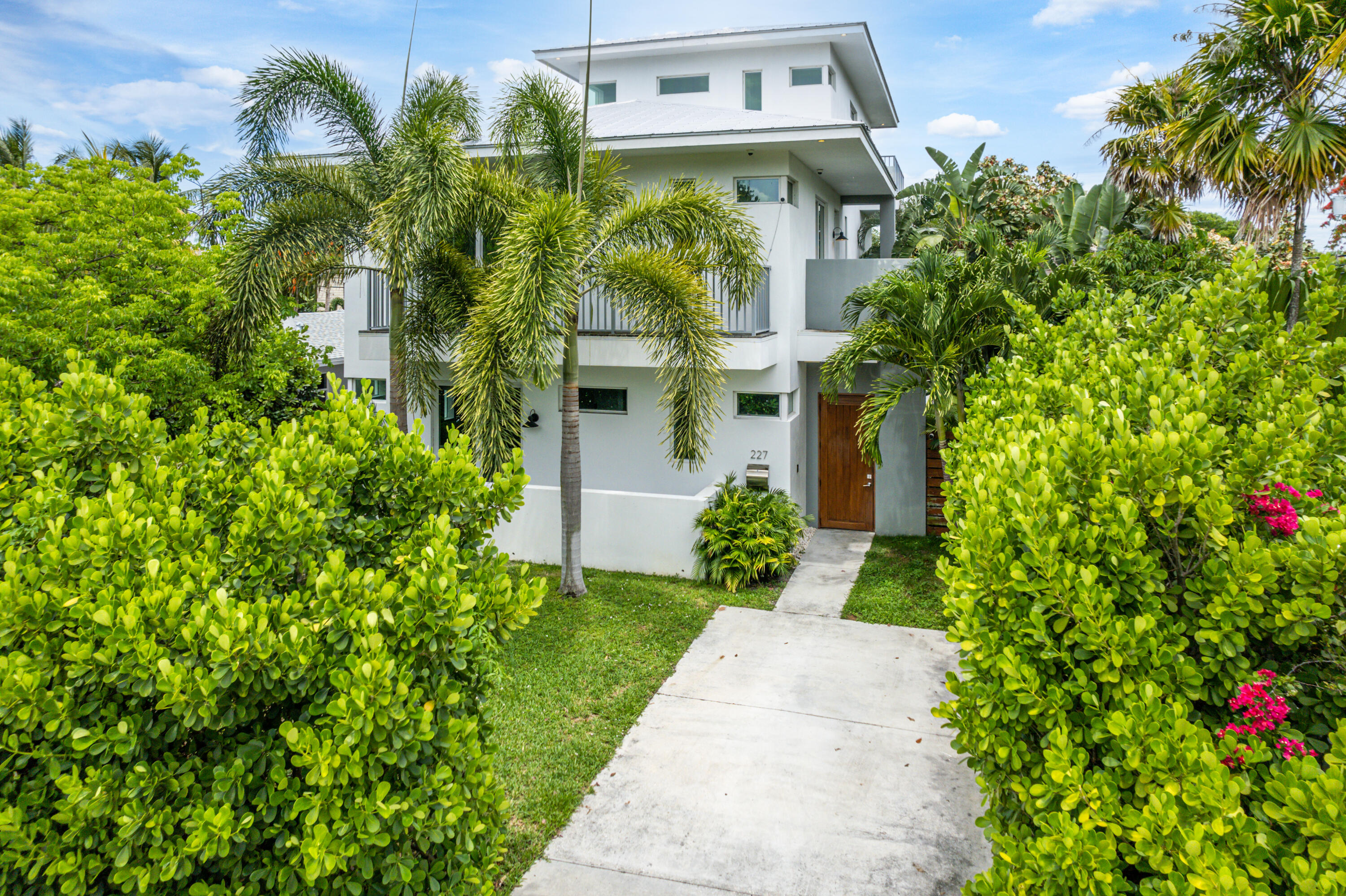 Old School Square Histori - Residential