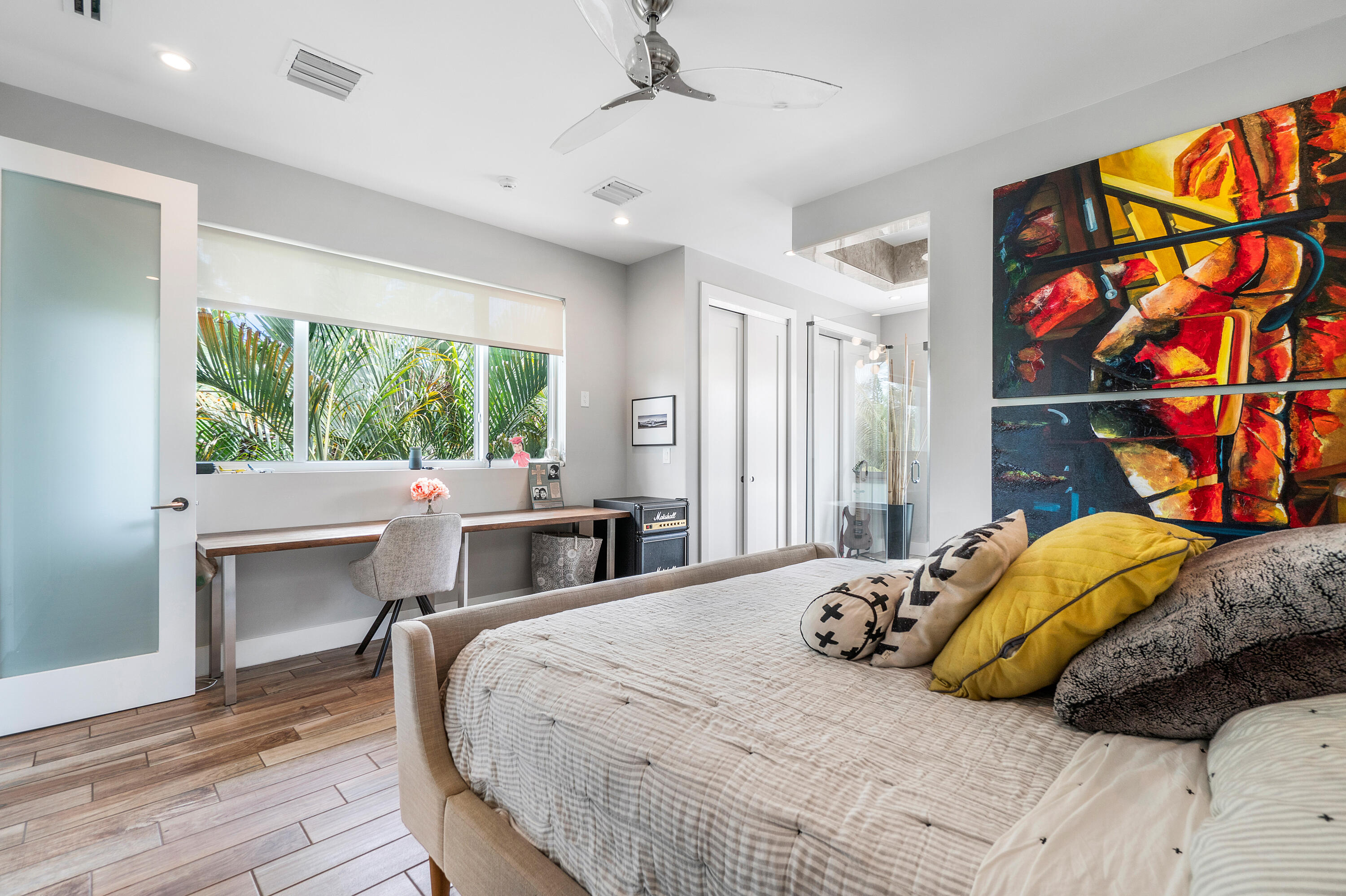 Old School Square Histori - Residential