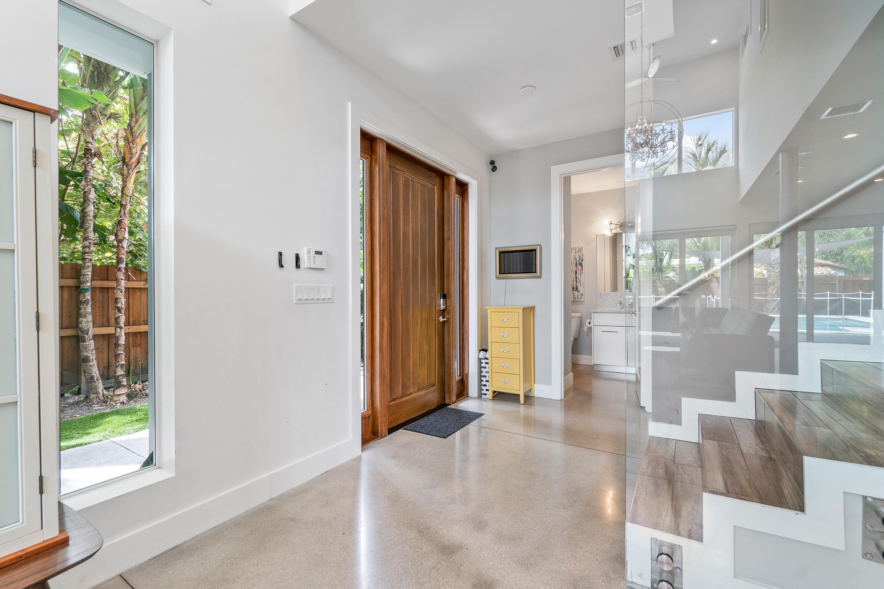 Old School Square Histori - Residential