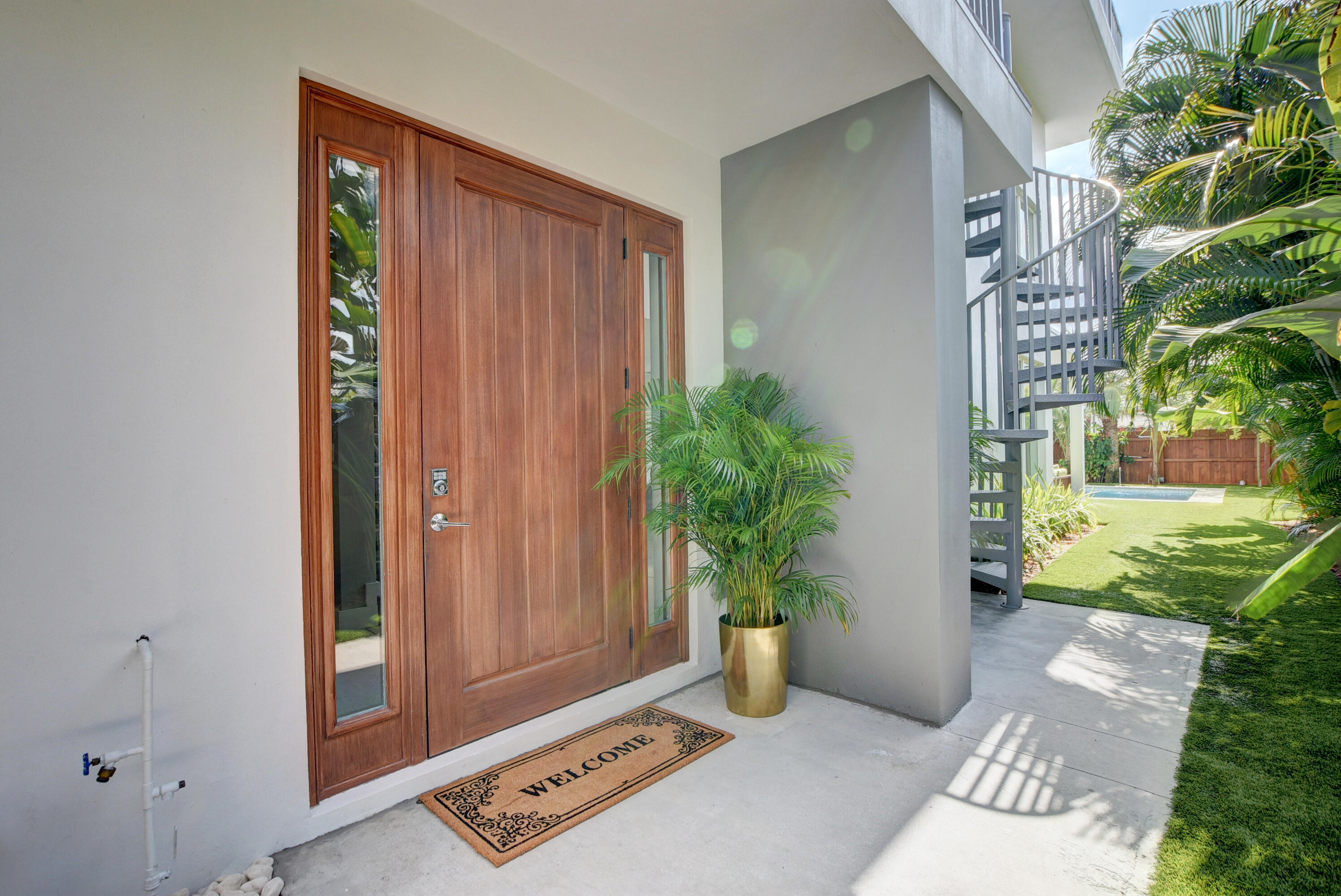 Old School Square Histori - Residential