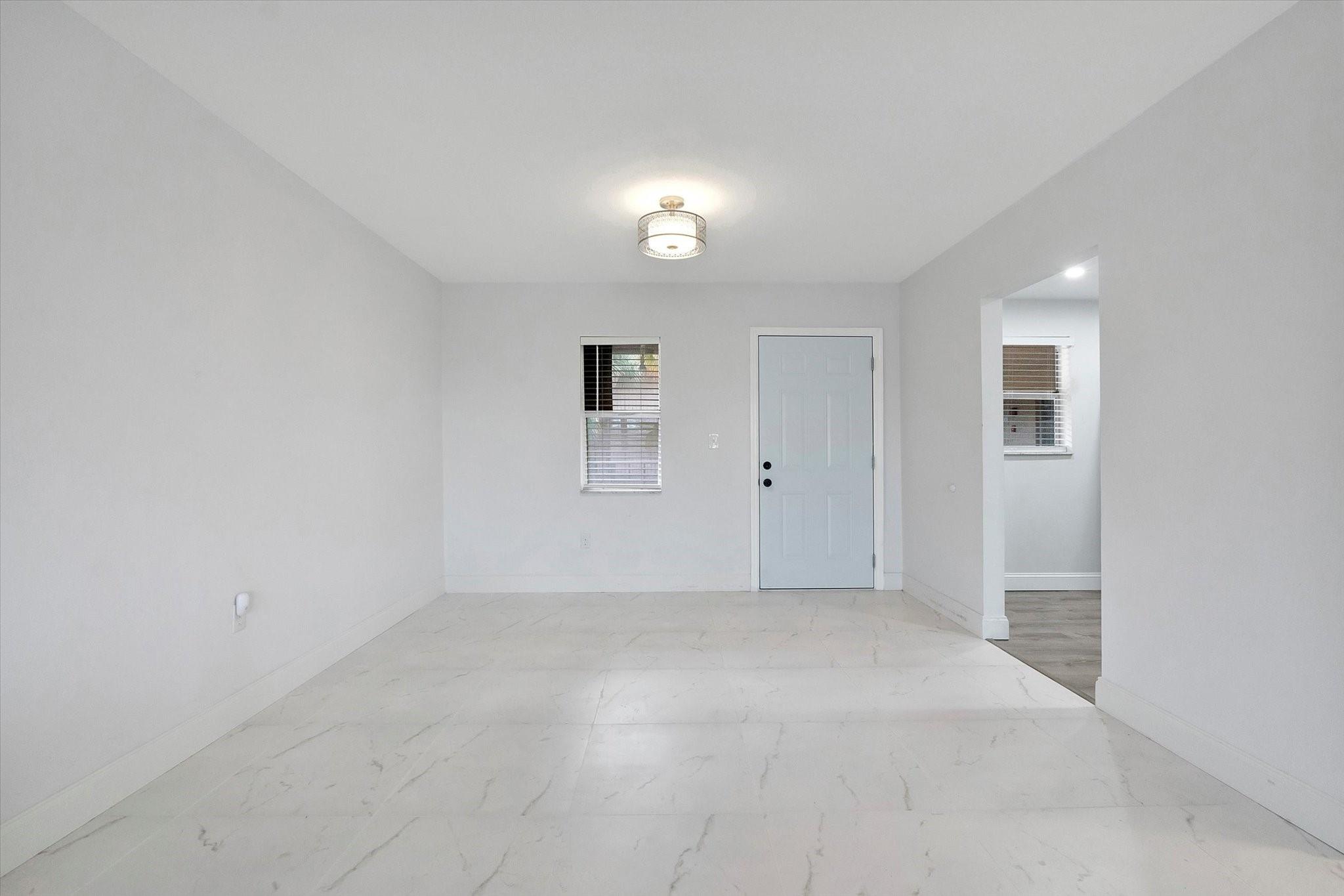 Somerset at Lauderdale La - Residential