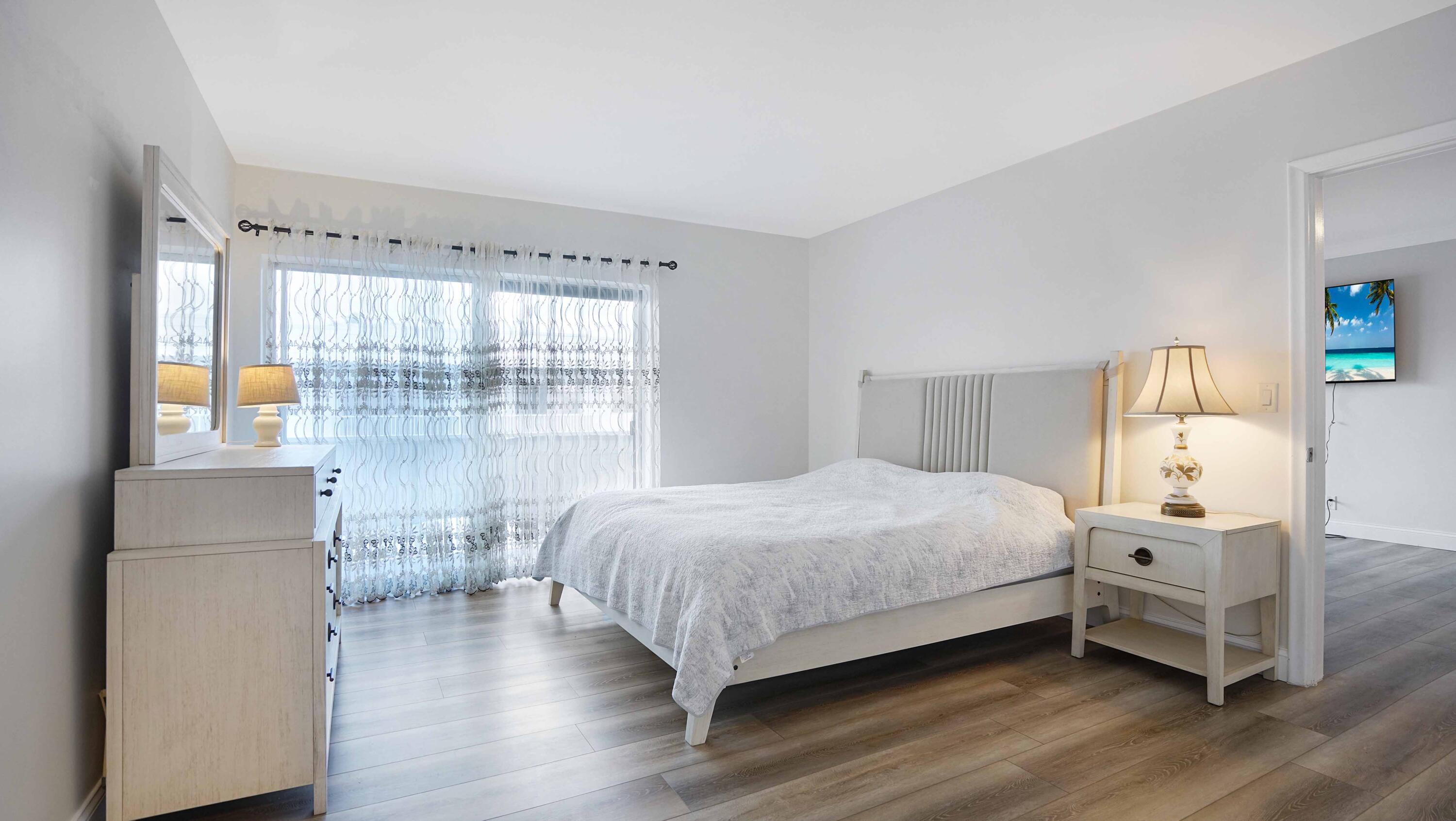 VIRGINIAN APARTMENTS - Residential