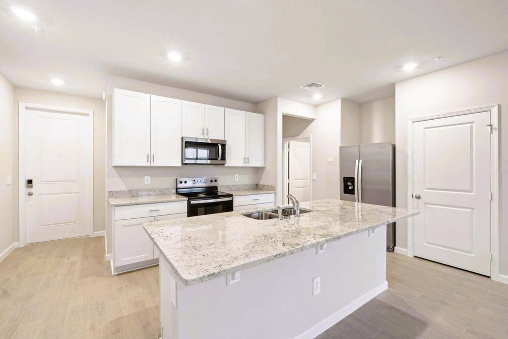 Photo of 491 Salisbury Circle, Fort Pierce, FL 34982 (MLS # R11111645)