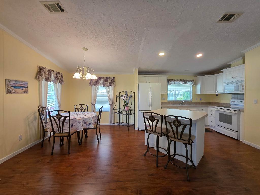 Maralago Cay - Residential