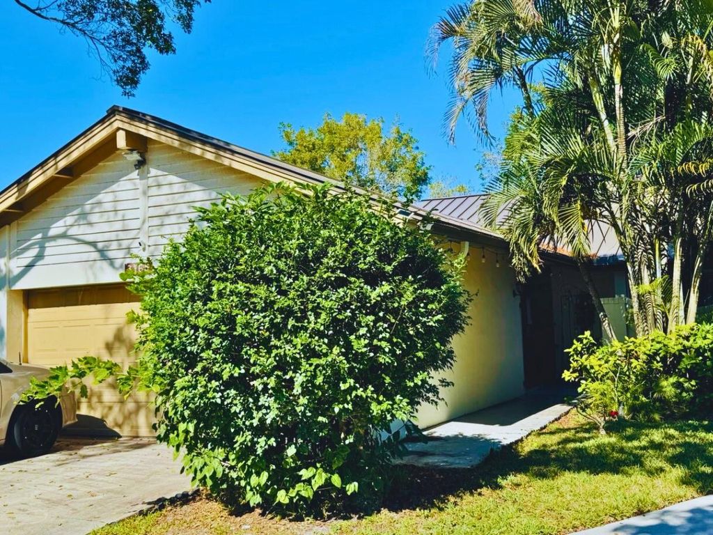 Photo of 3465 Spring Bluff Pl #18, Lauderhill, FL 33319 (MLS # F10538460)