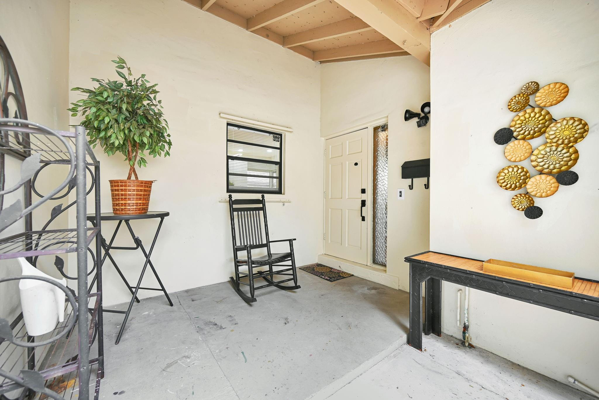 THE HILLS OF INVERRARY - Residential