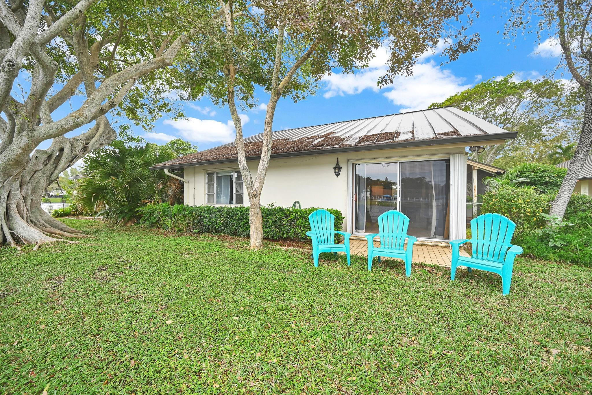 THE HILLS OF INVERRARY - Residential