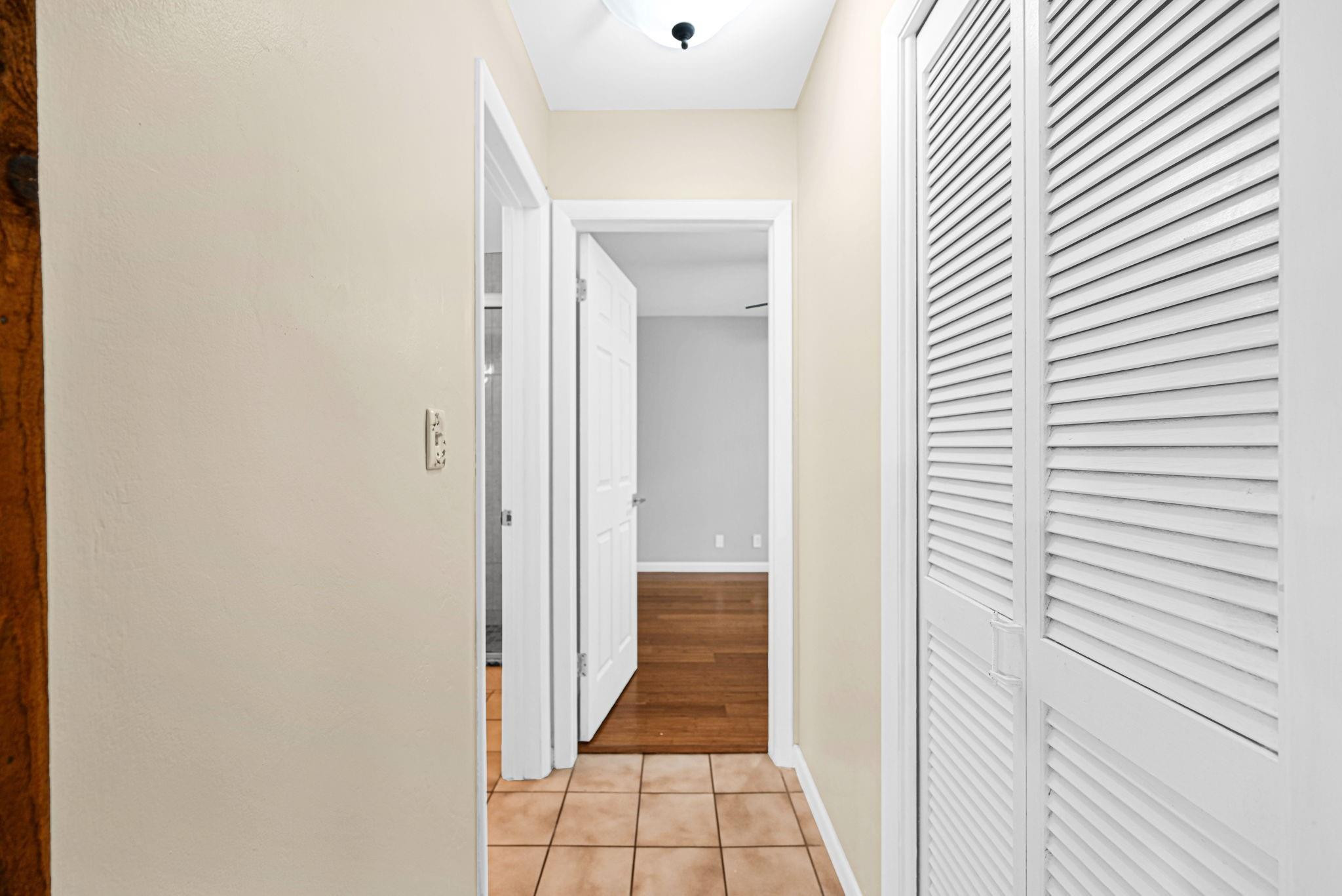 THE HILLS OF INVERRARY - Residential