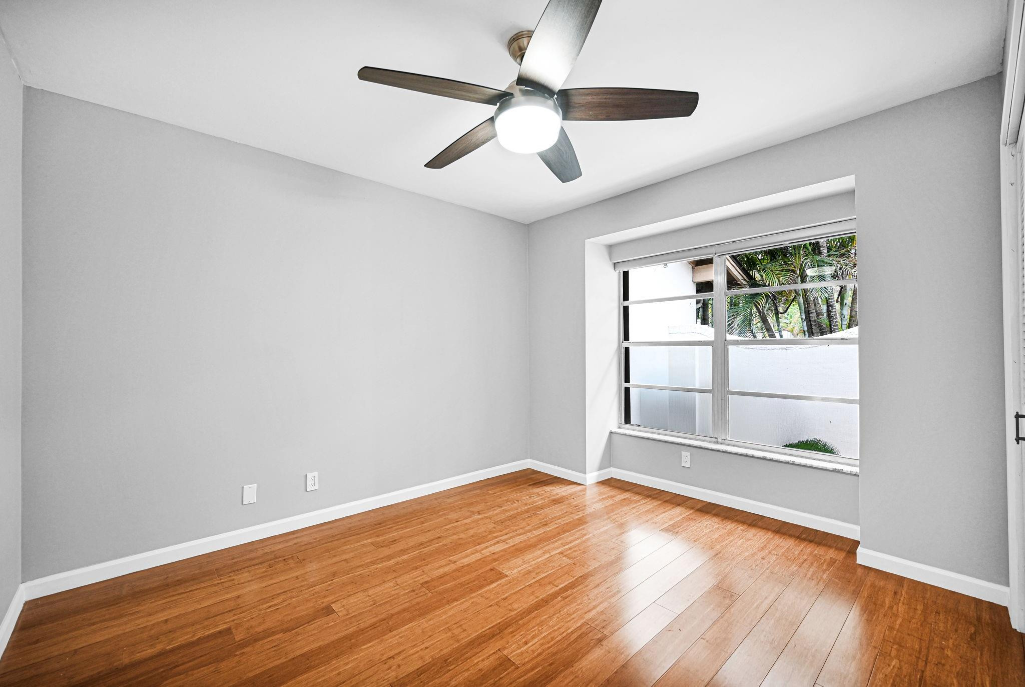 THE HILLS OF INVERRARY - Residential