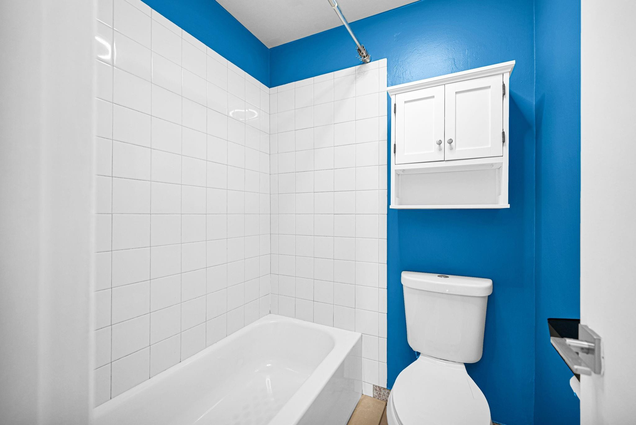 THE HILLS OF INVERRARY - Residential